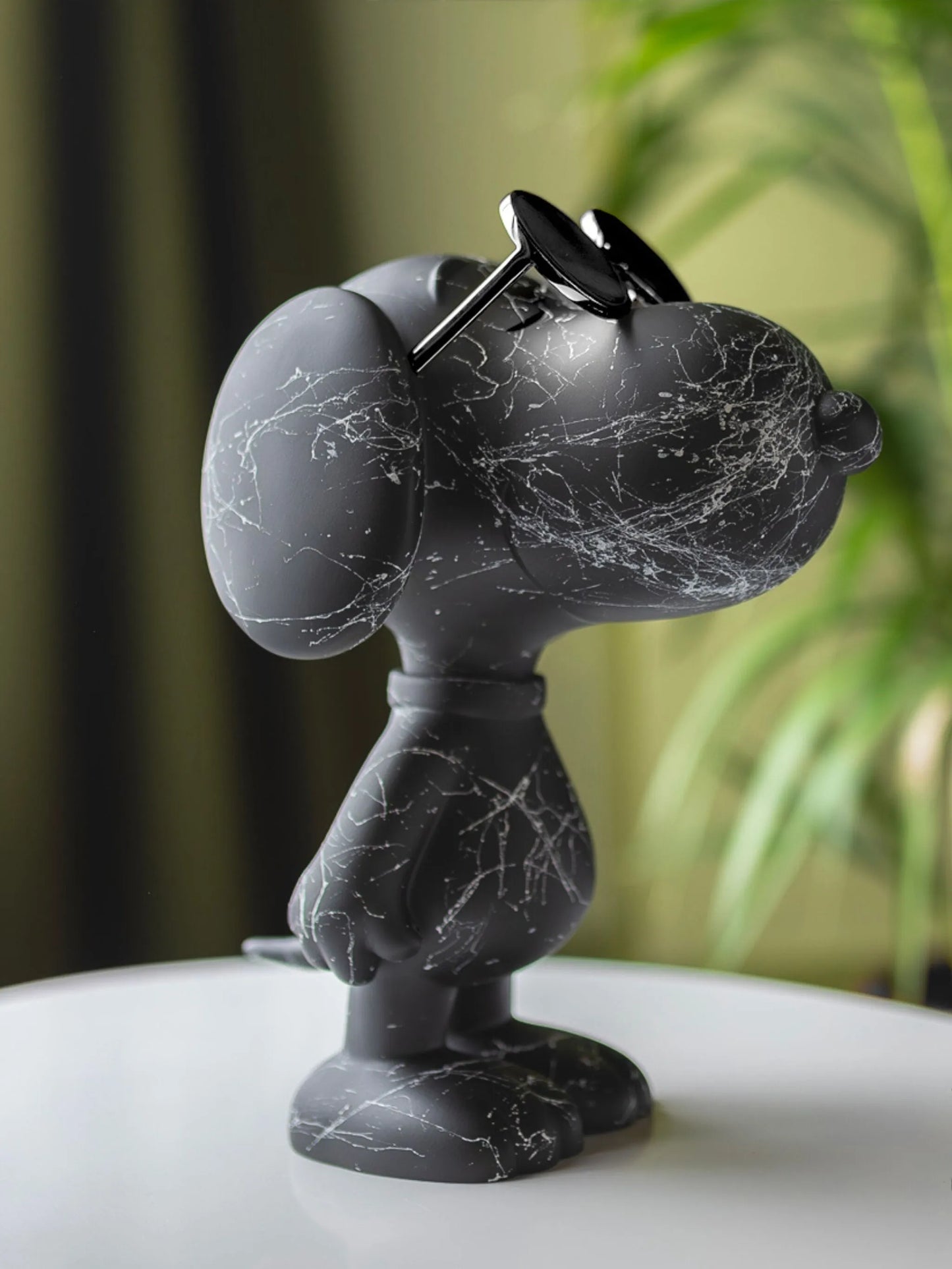 Snoopy sculpture