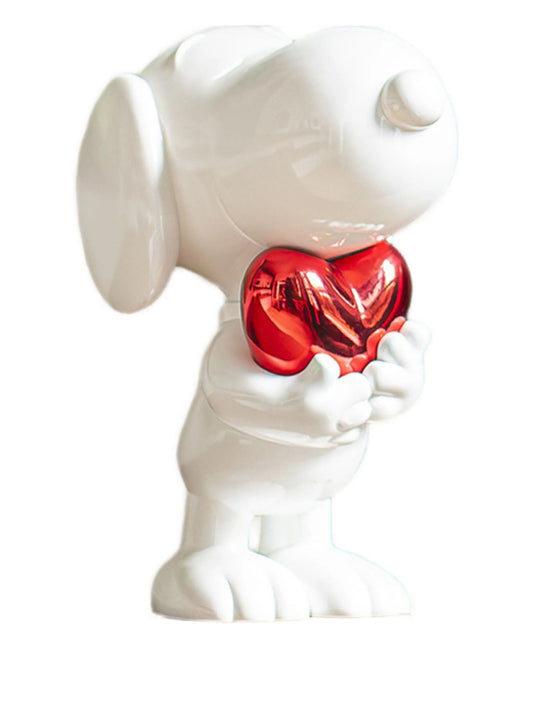 Snoopy sculpture