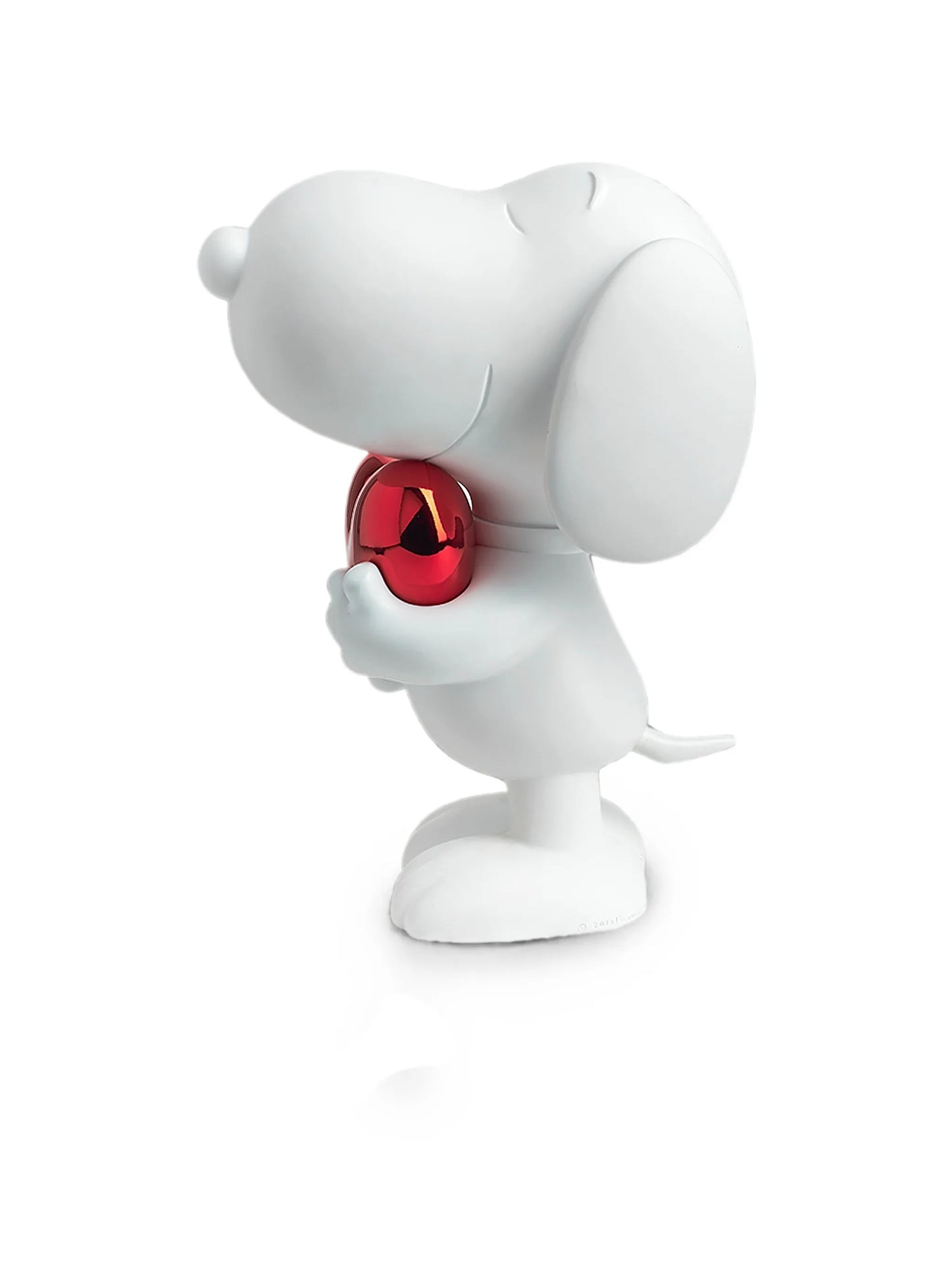 small Snoopy sculpture