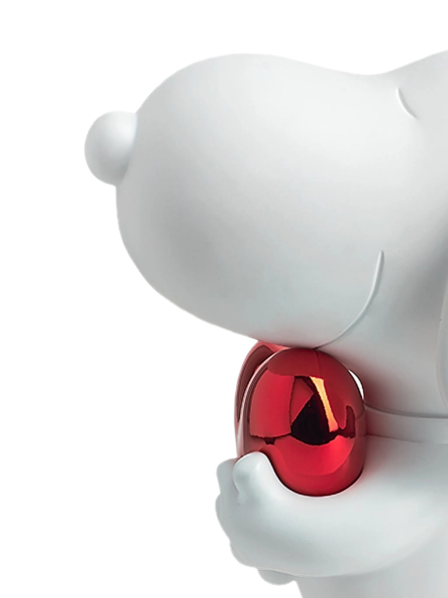small Snoopy sculpture