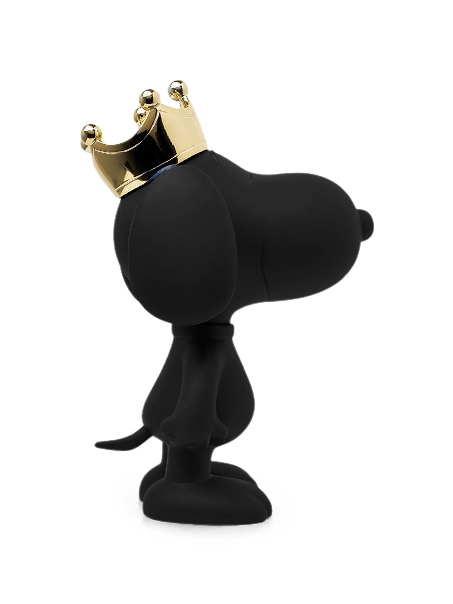 small Snoopy sculpture