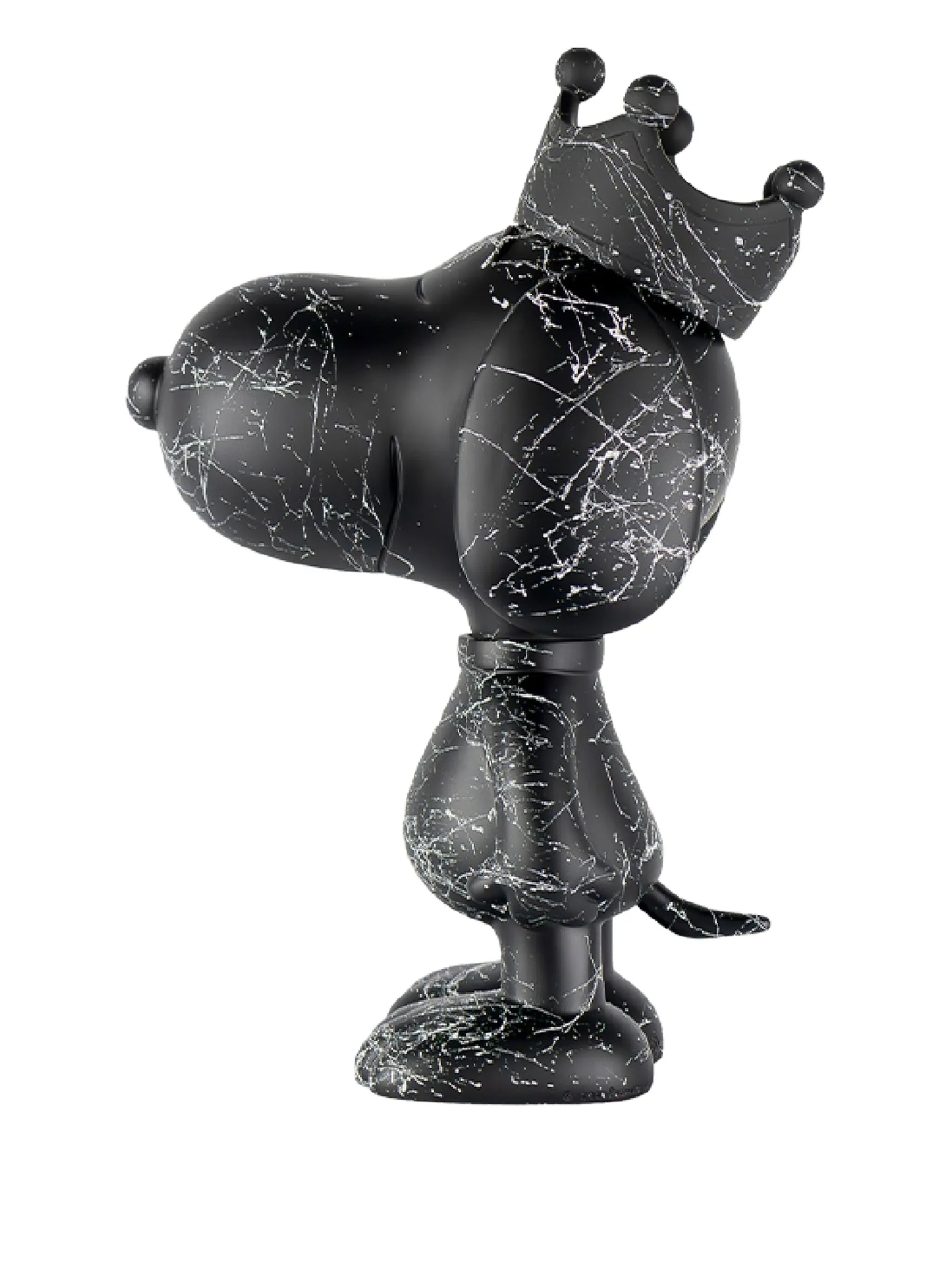 Snoopy sculpture