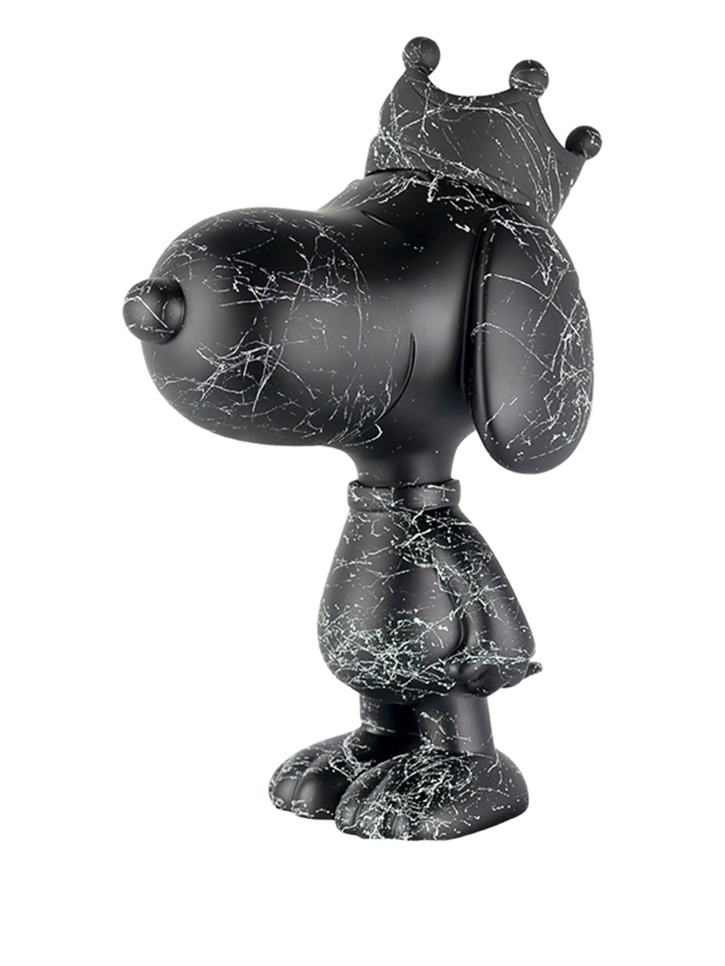 Snoopy sculpture