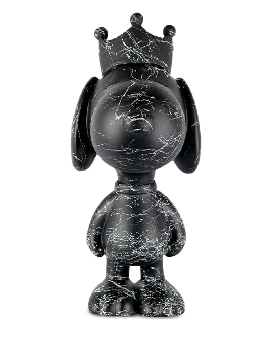 Snoopy sculpture