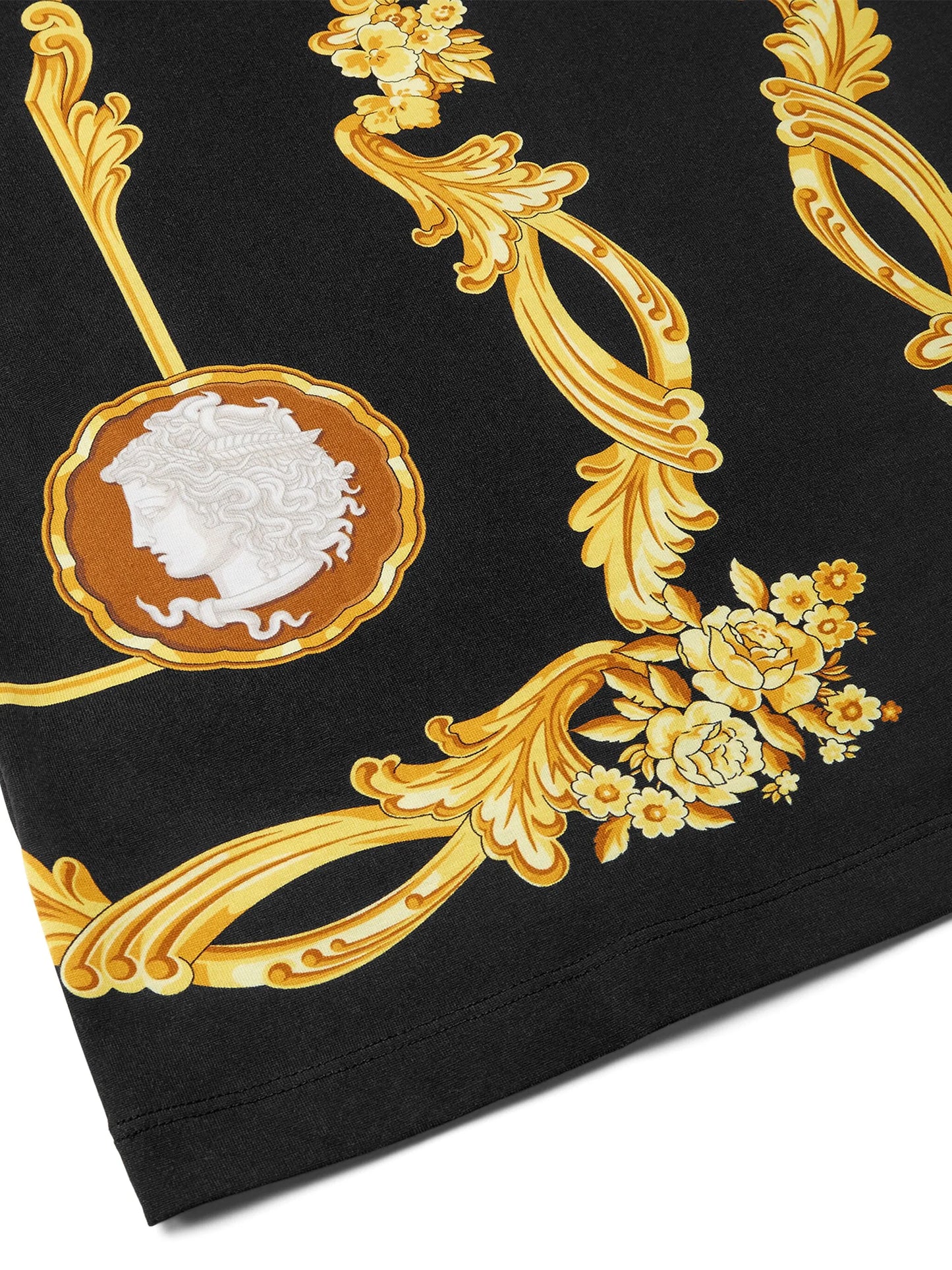 Cameo T-shirt