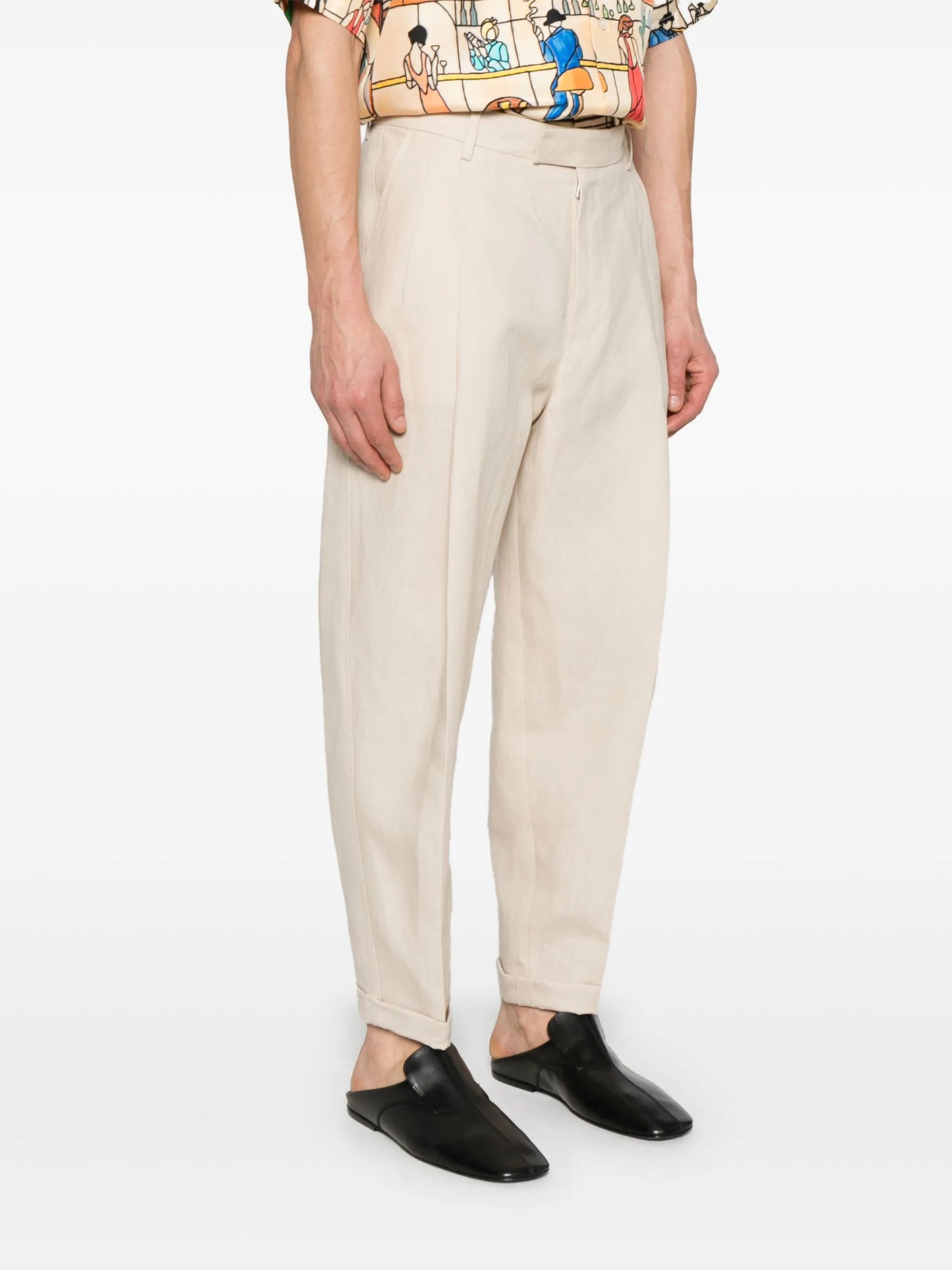 linen trousers