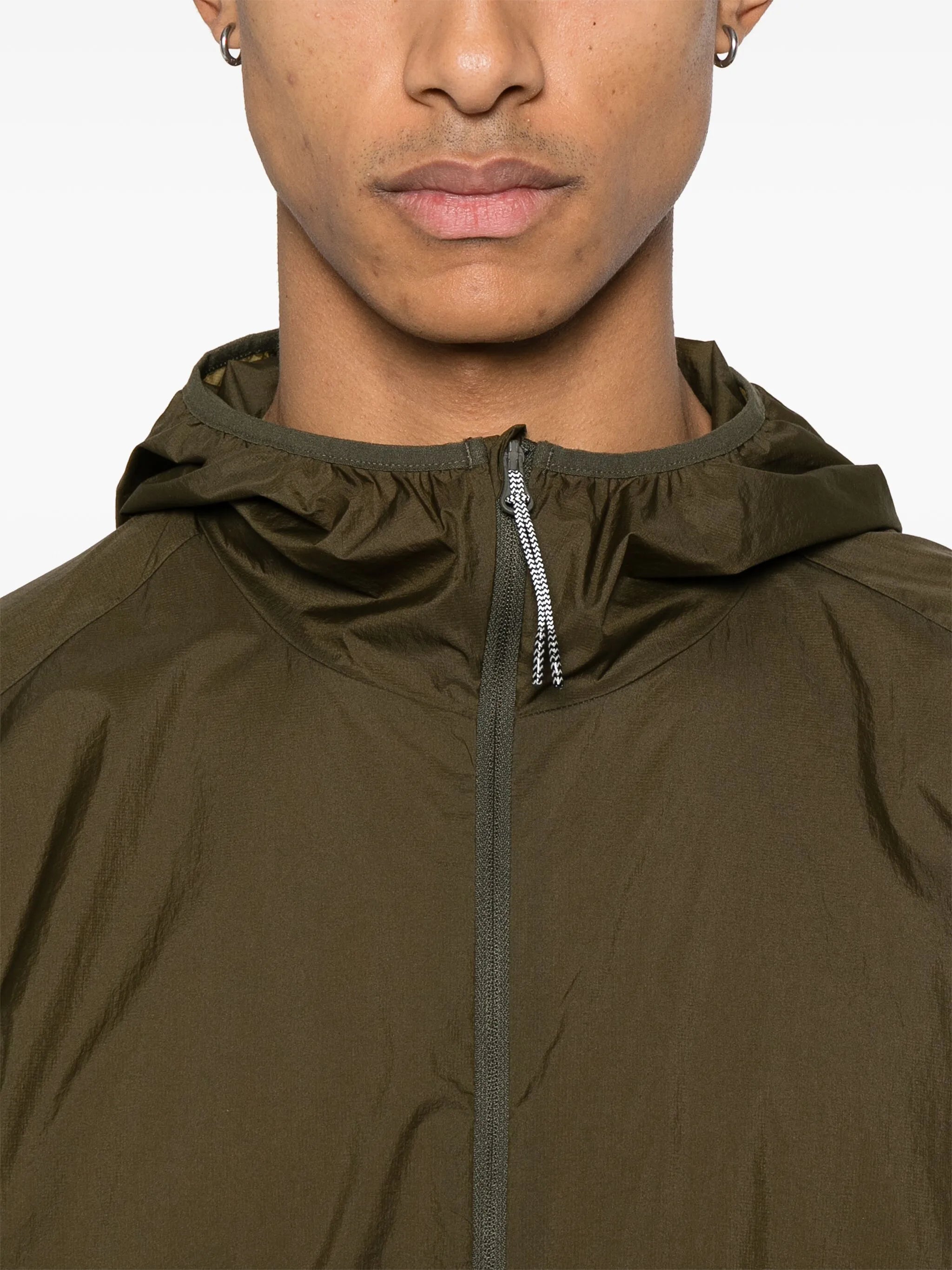 packable windbreaker