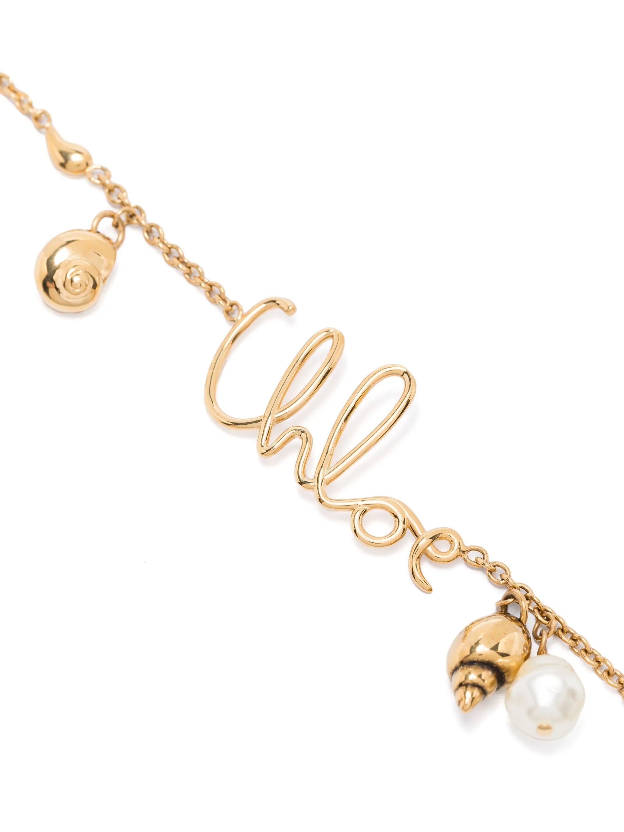 The Chloé necklace