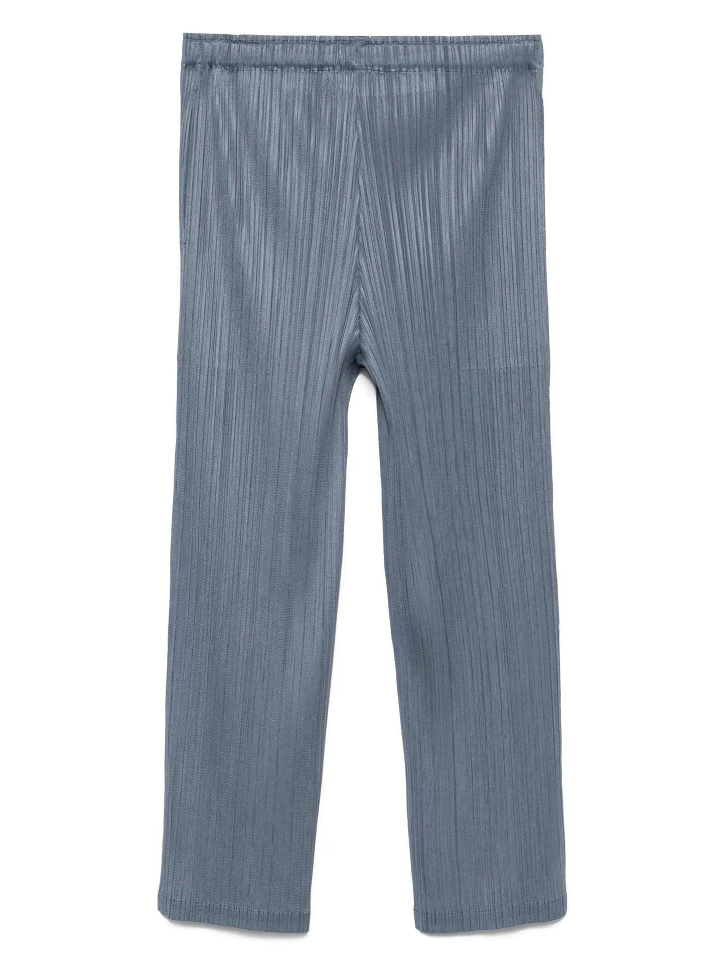 pleated trousers