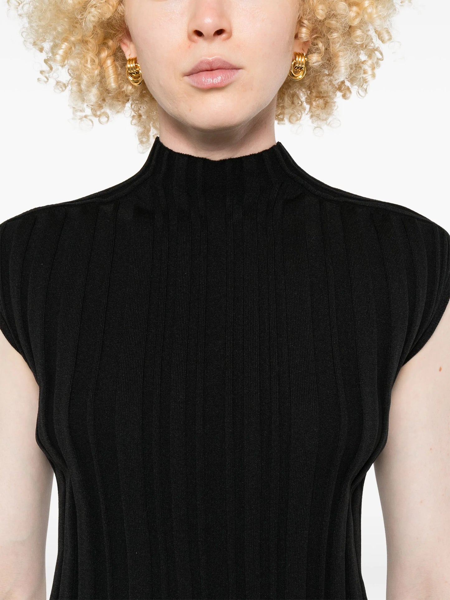 pleated T-shirt