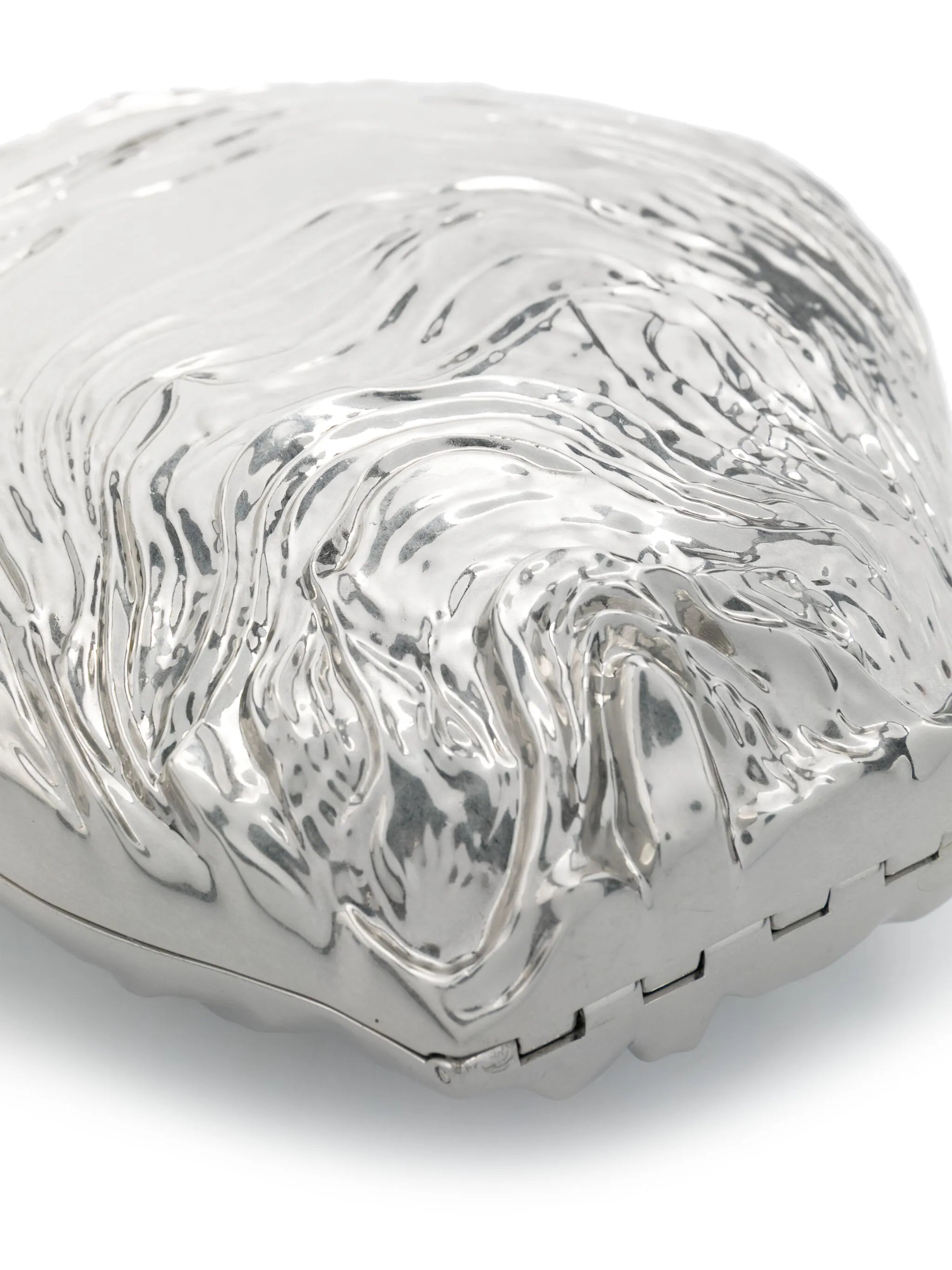 Cove Shell clutch