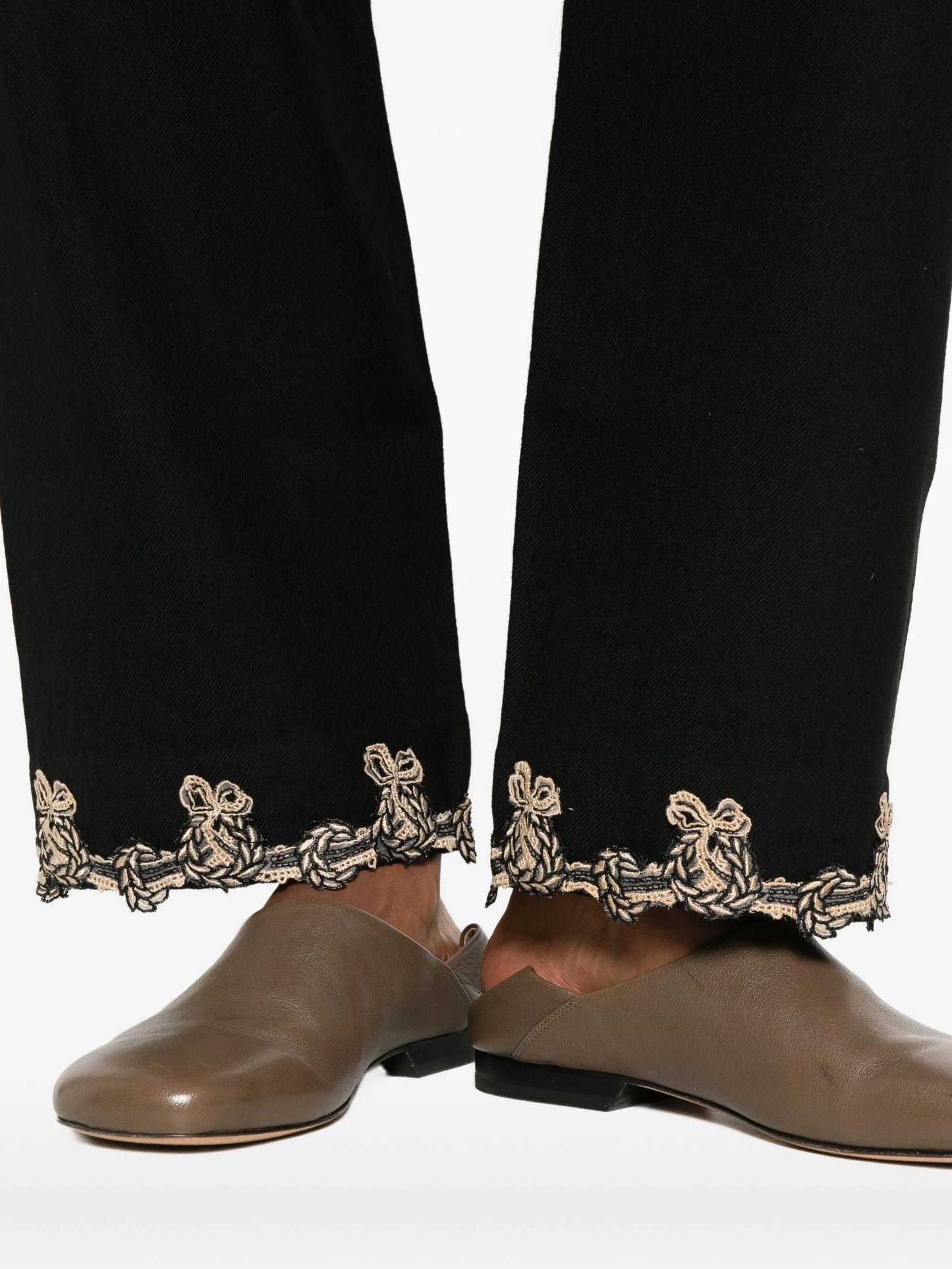 lace-trimmed drawstring trousers