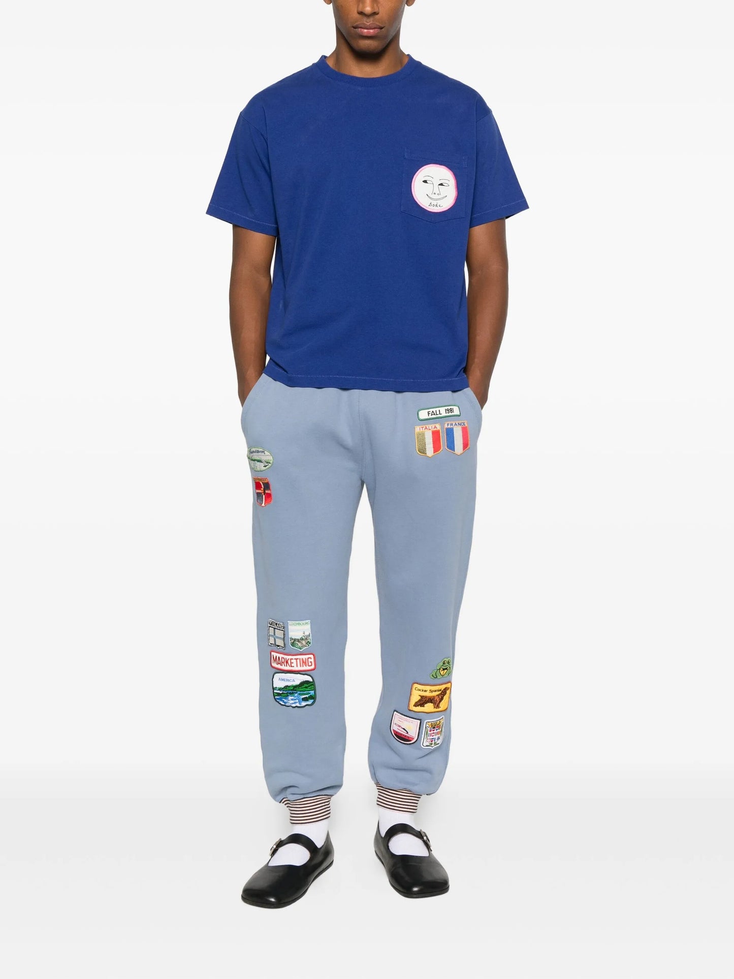 pocket moon-face T-shirt