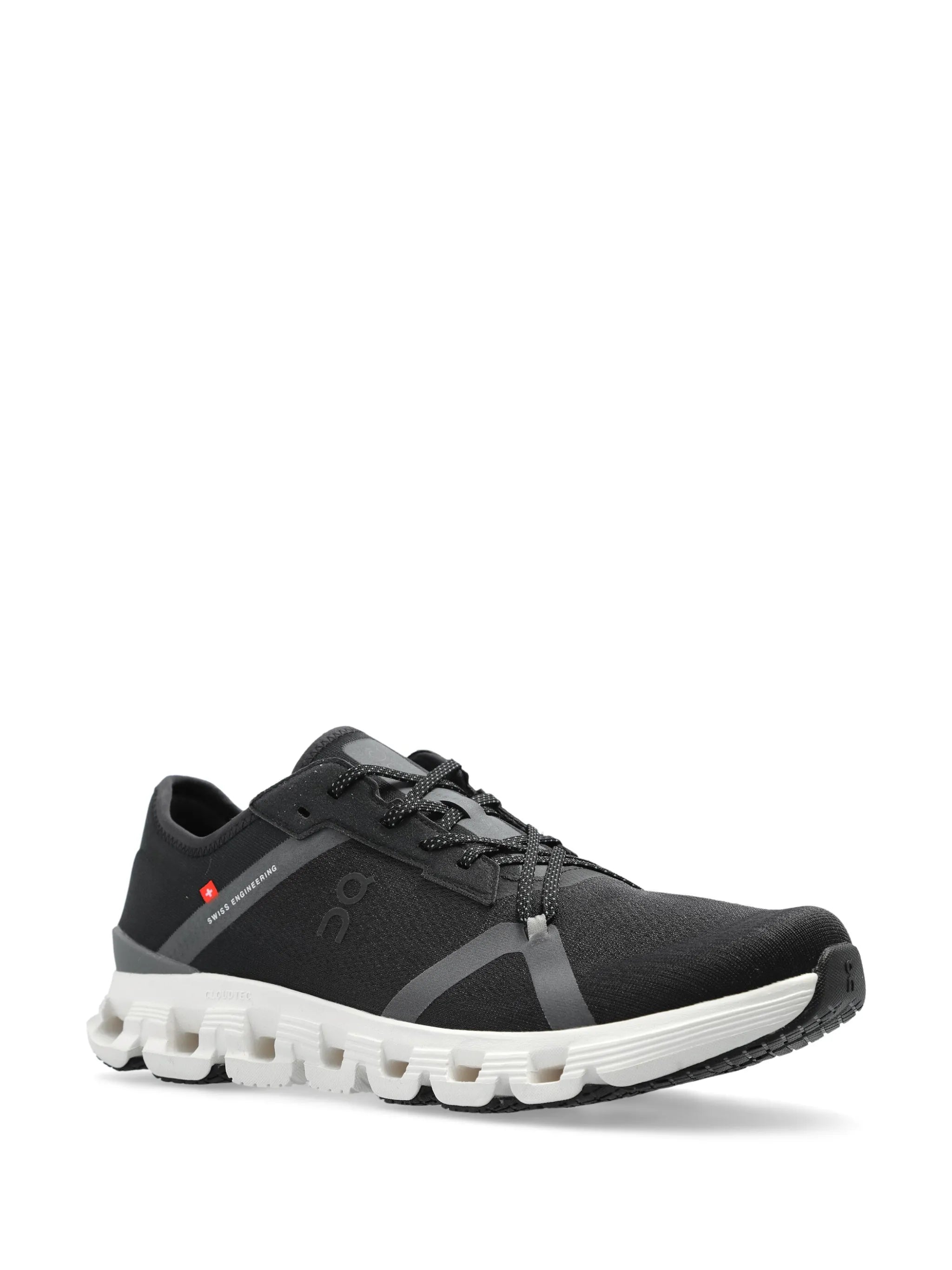 Cloud X 4 trainers