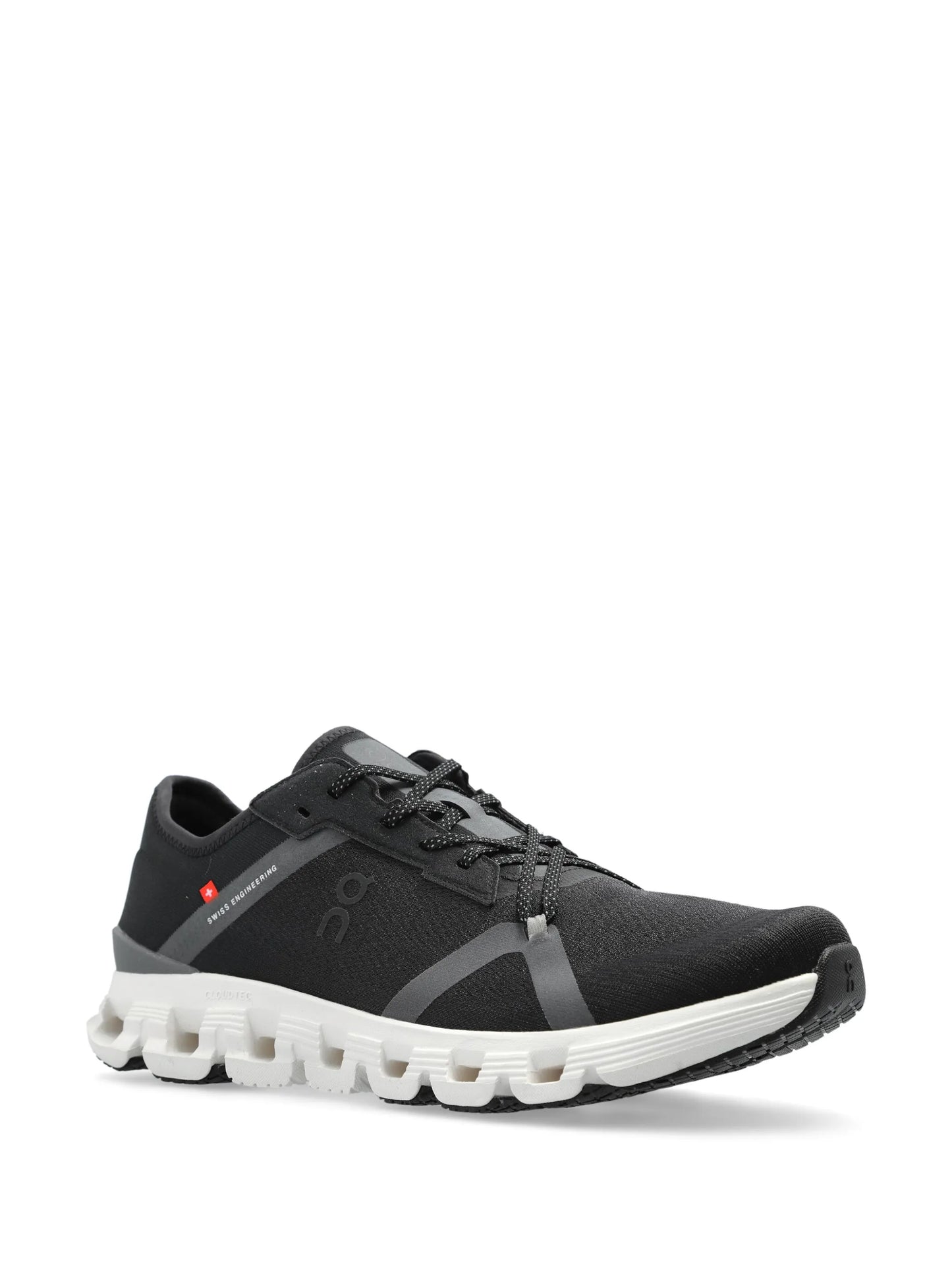 Cloud X 4 trainers