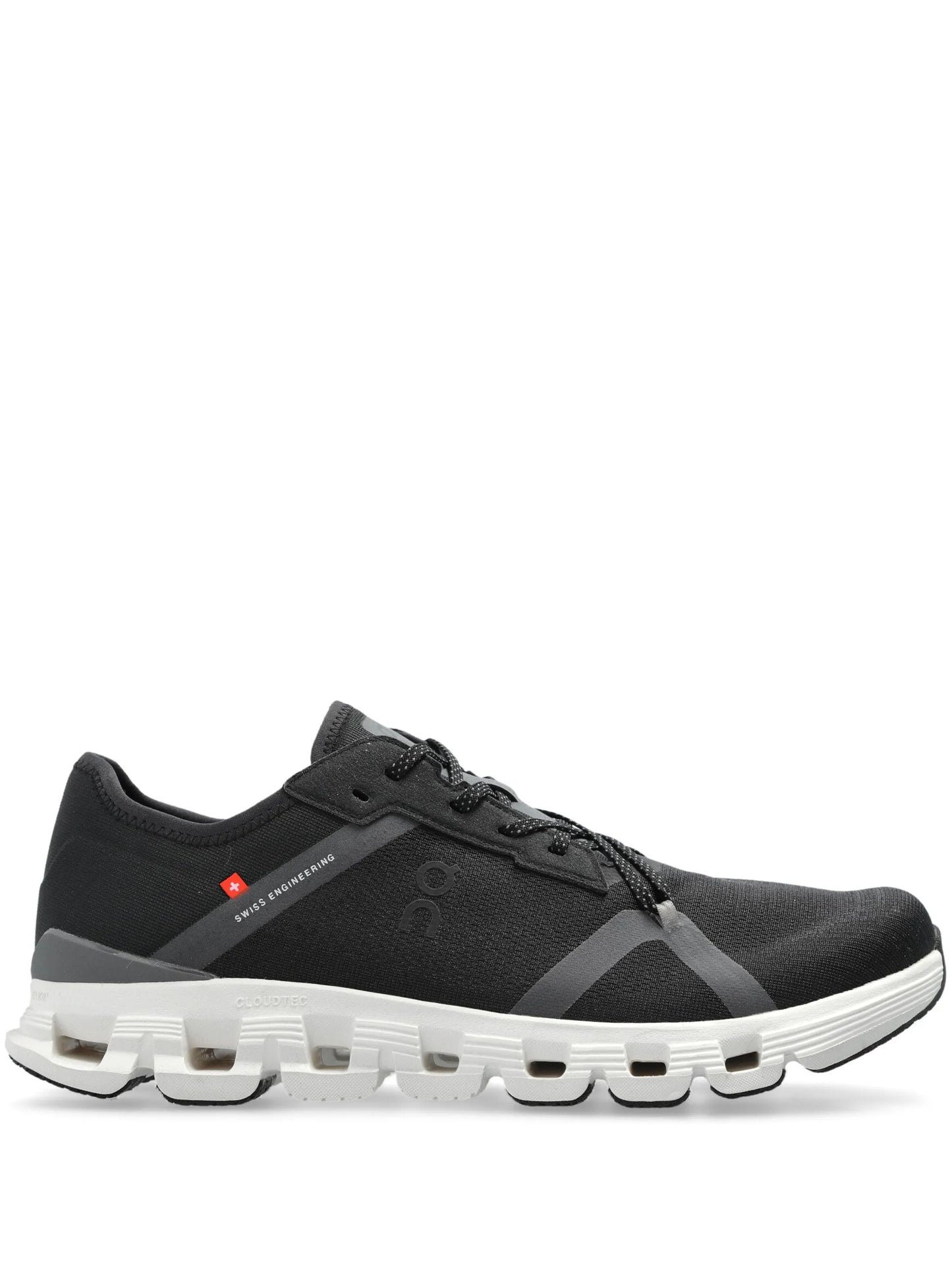 Cloud X 4 trainers