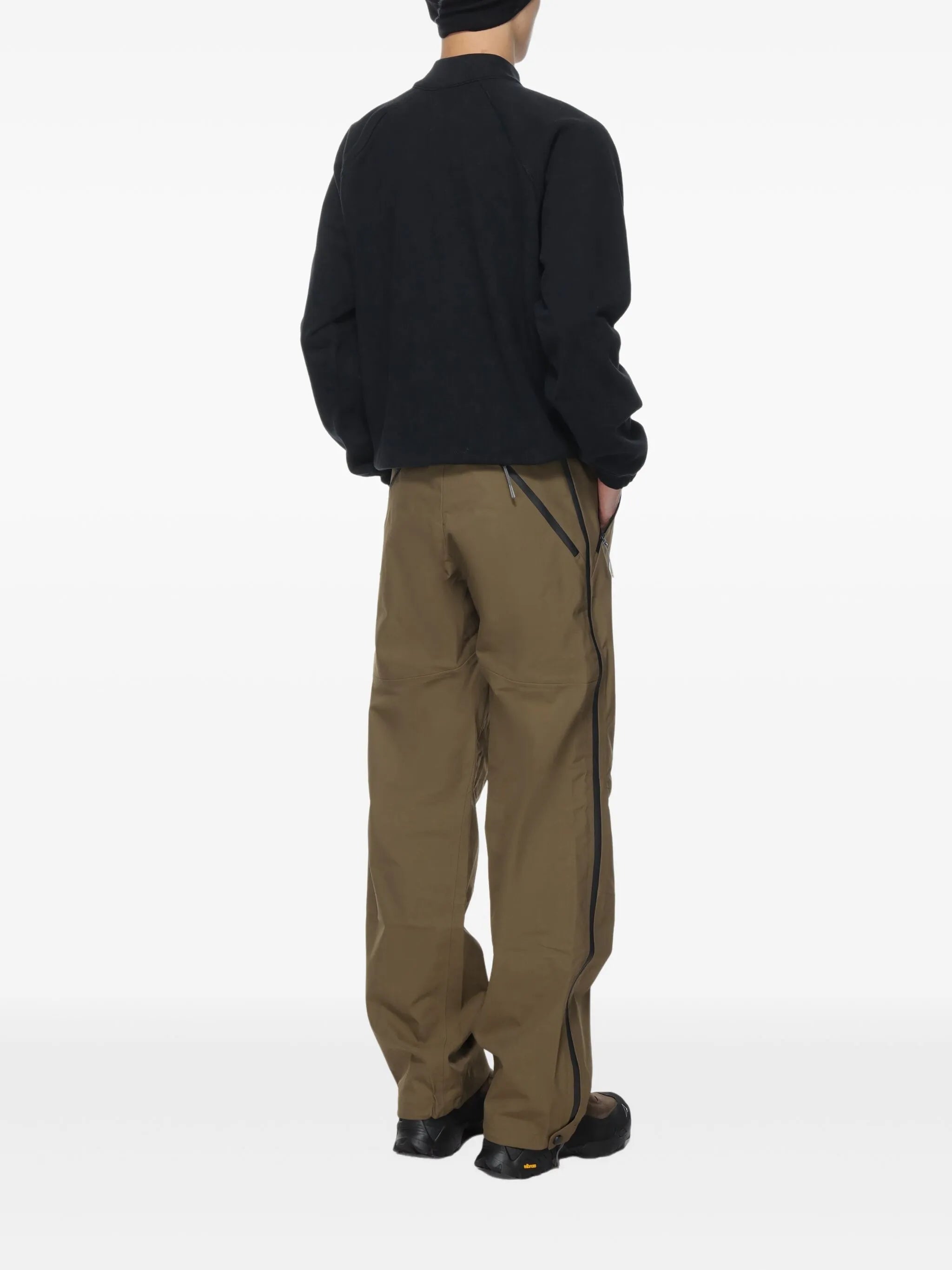logo-embroidered sweatshirt