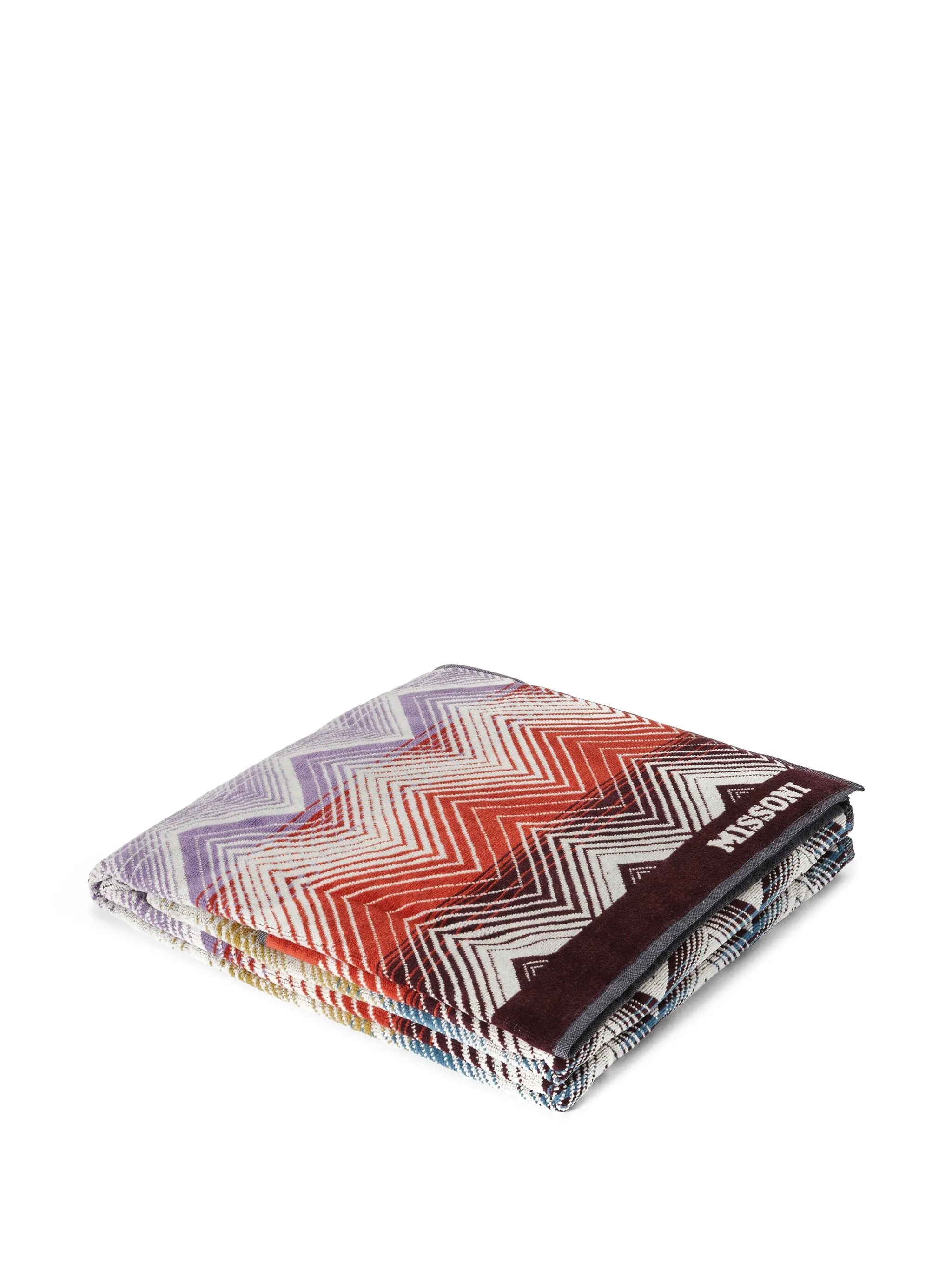 Marea beach towel in 100% cotton 180x100 cm with zig zag pattern