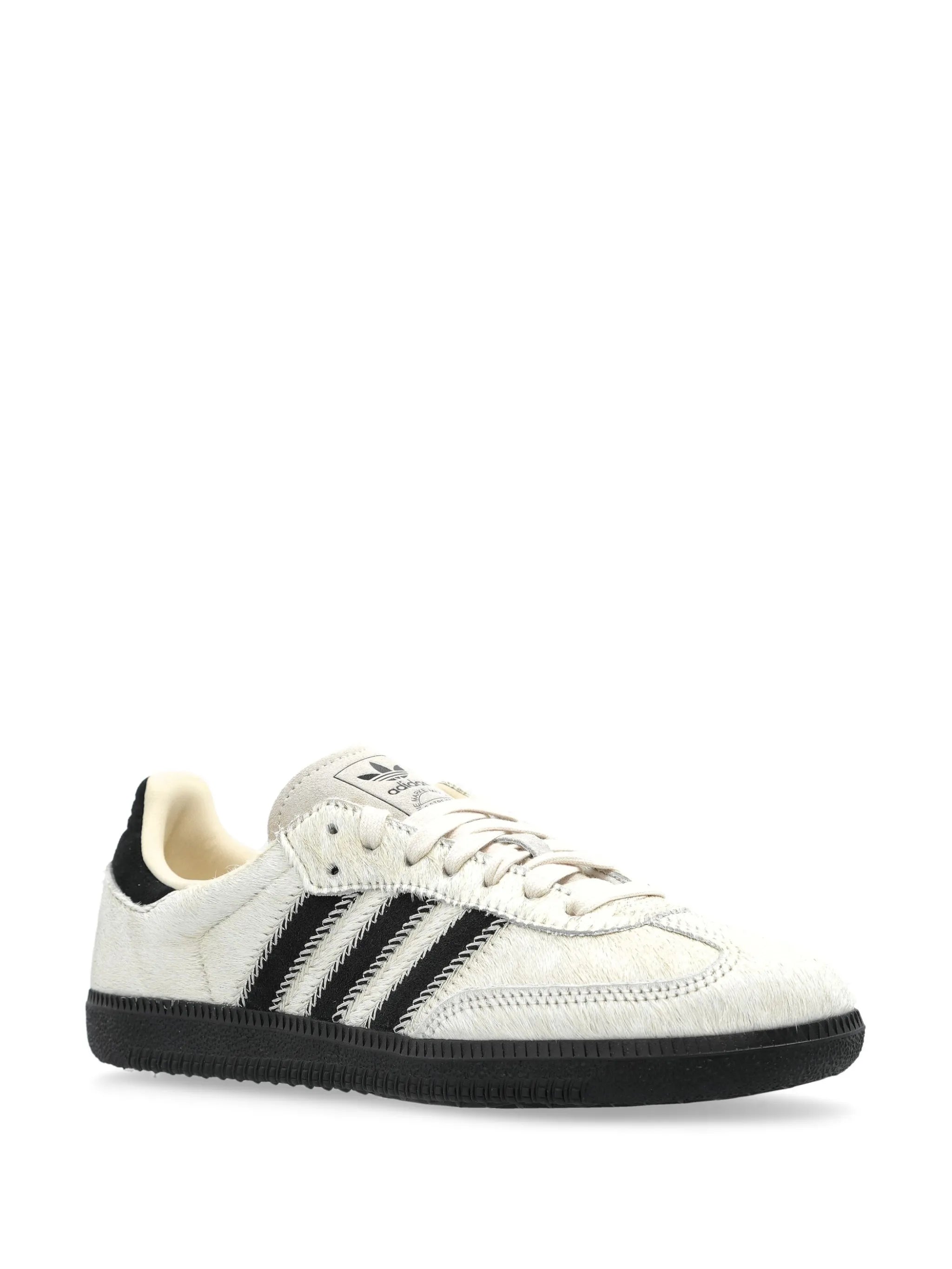 Samba trainers
