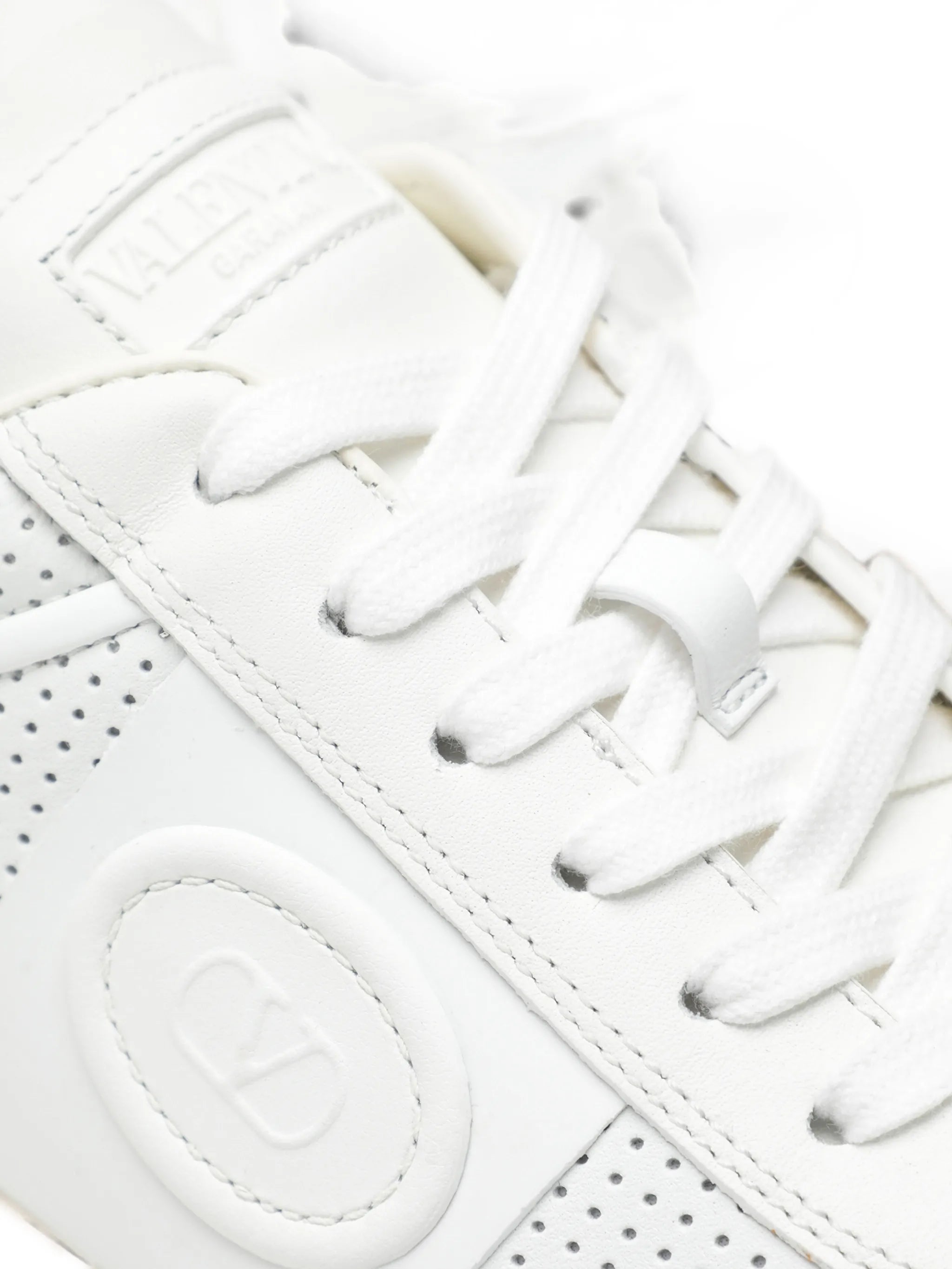 Upvillage sneakers