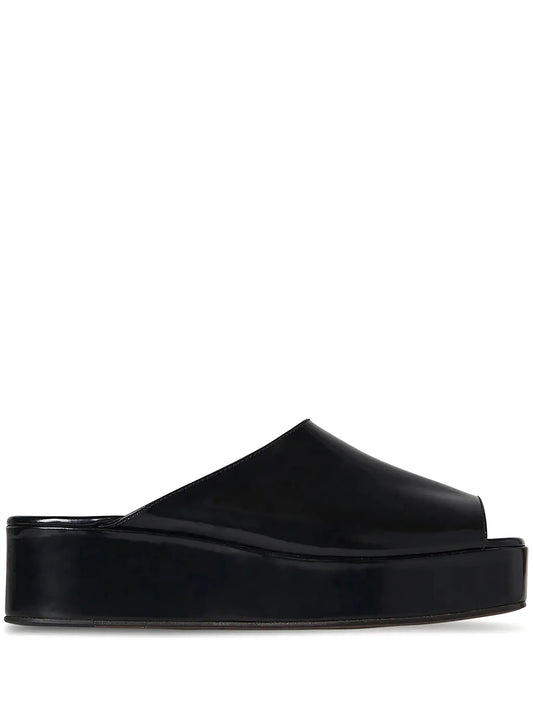 Emi Flatform sandals