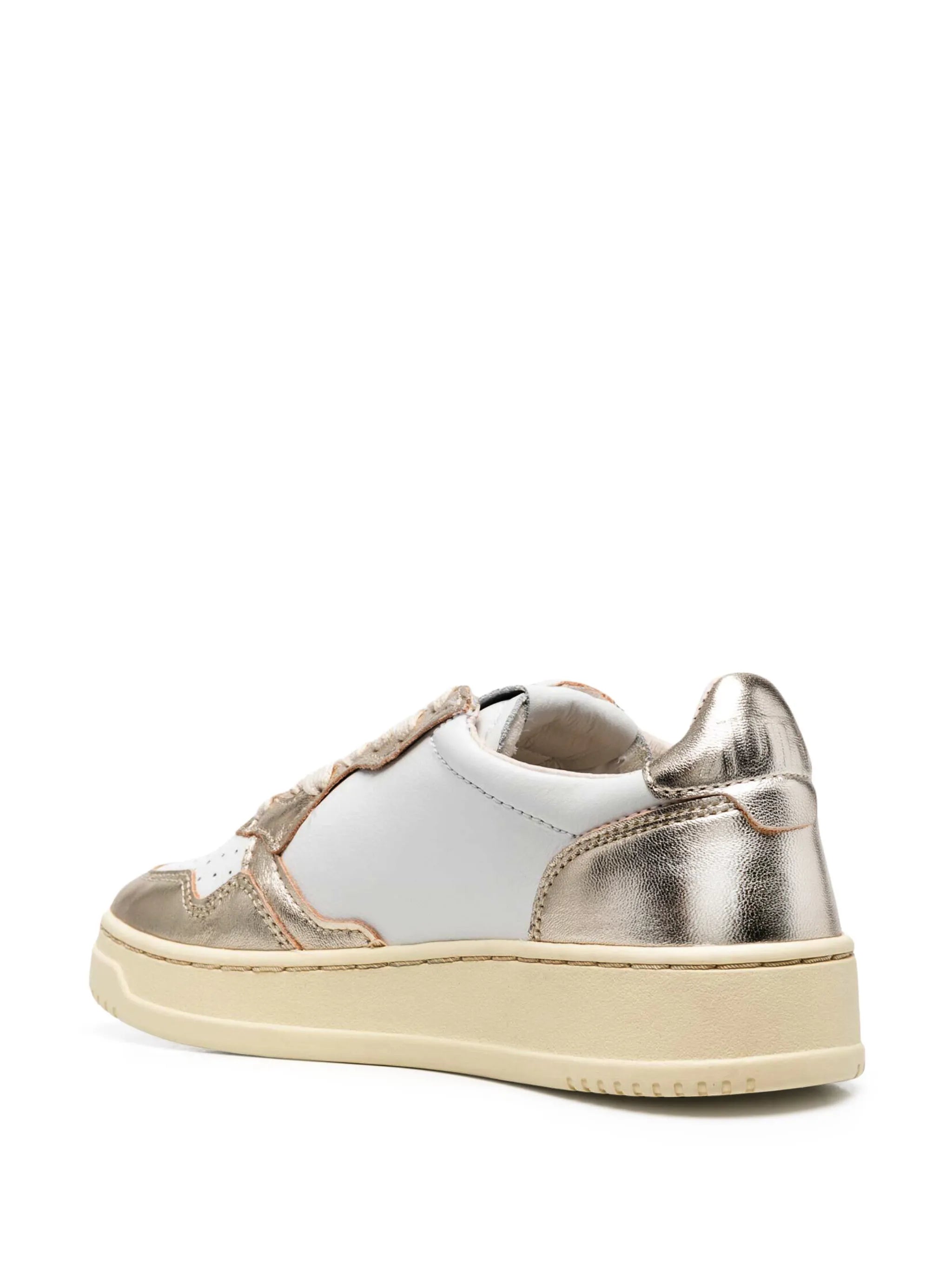 Medalist low sneakers