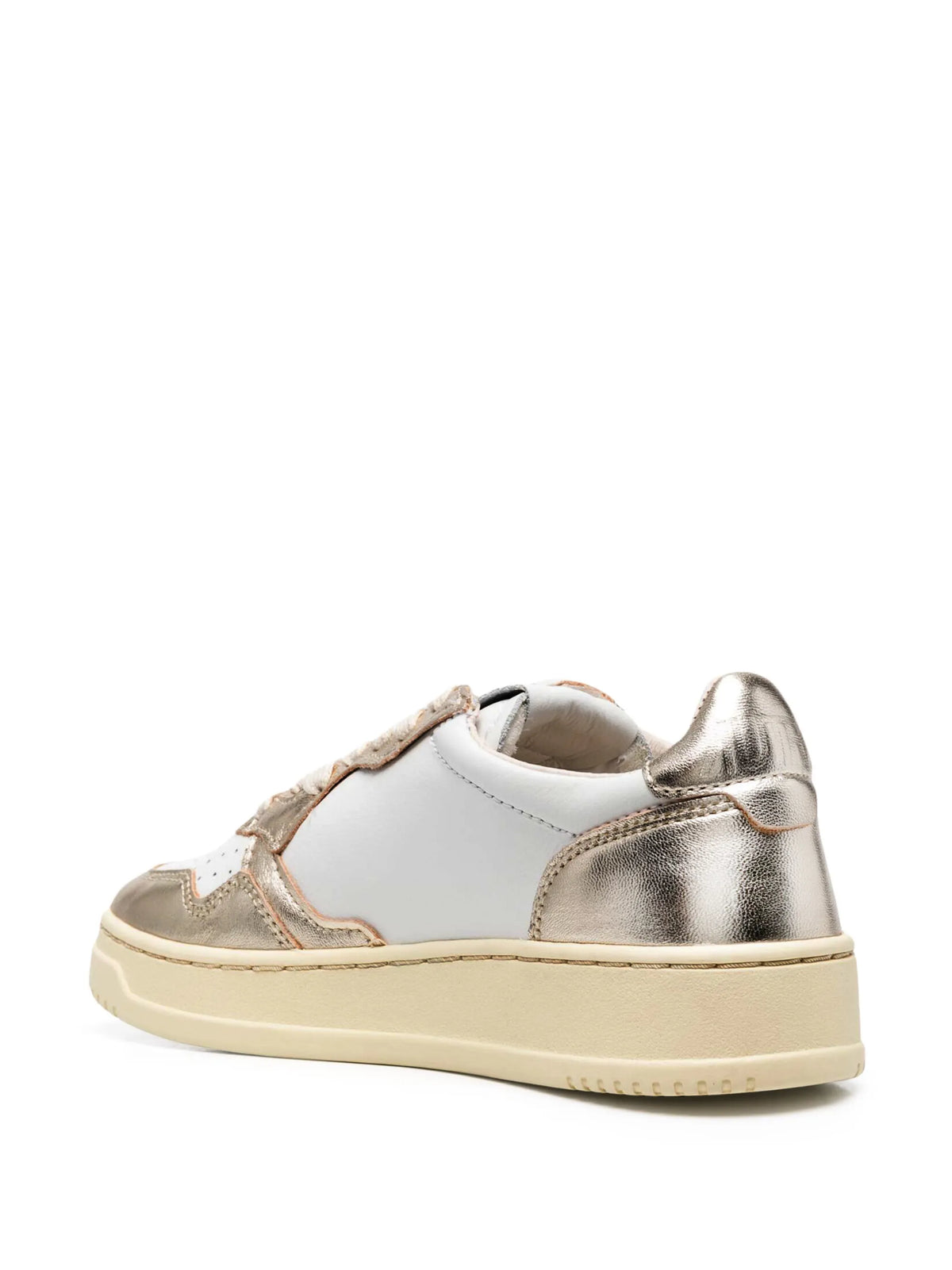 Medalist low sneakers