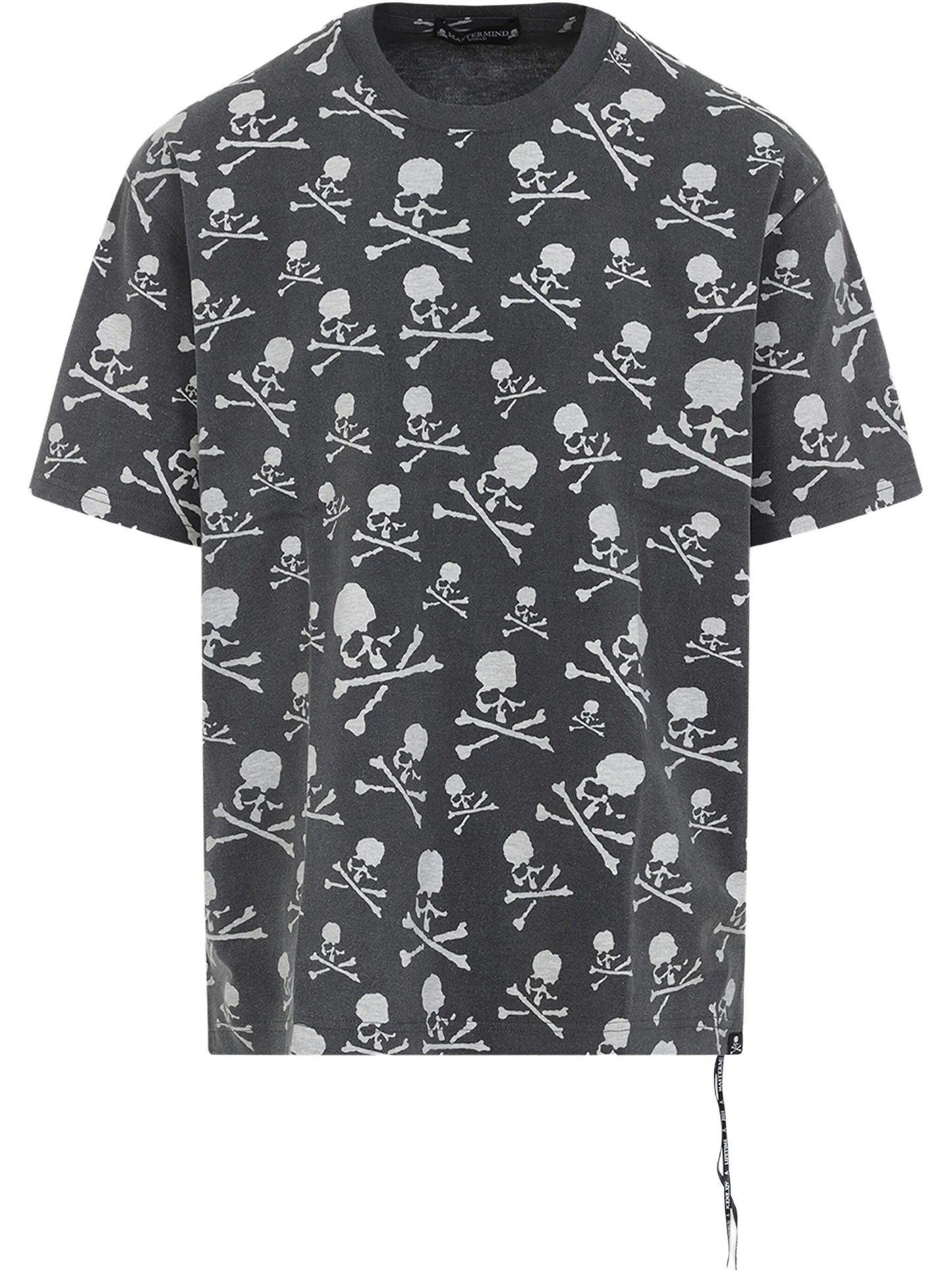 skull-print T-shirt