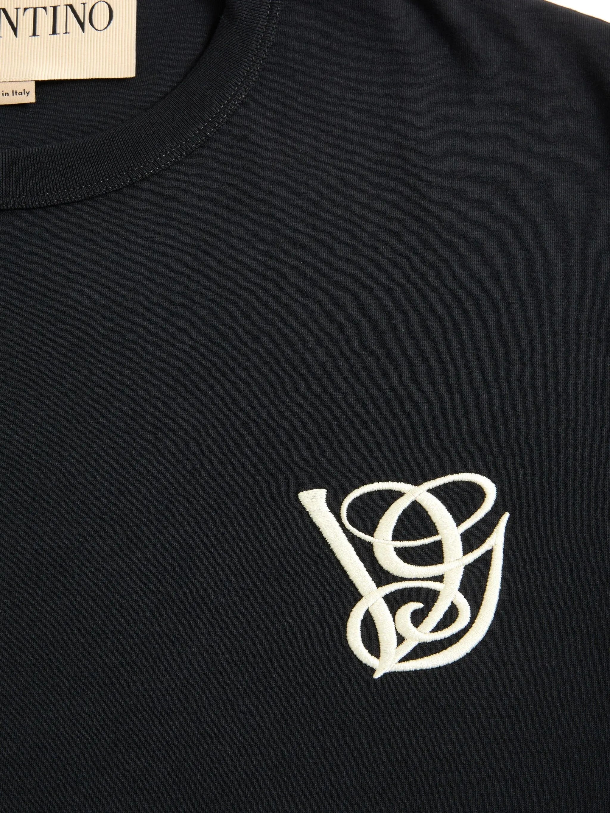 embroidered logo t-shirt