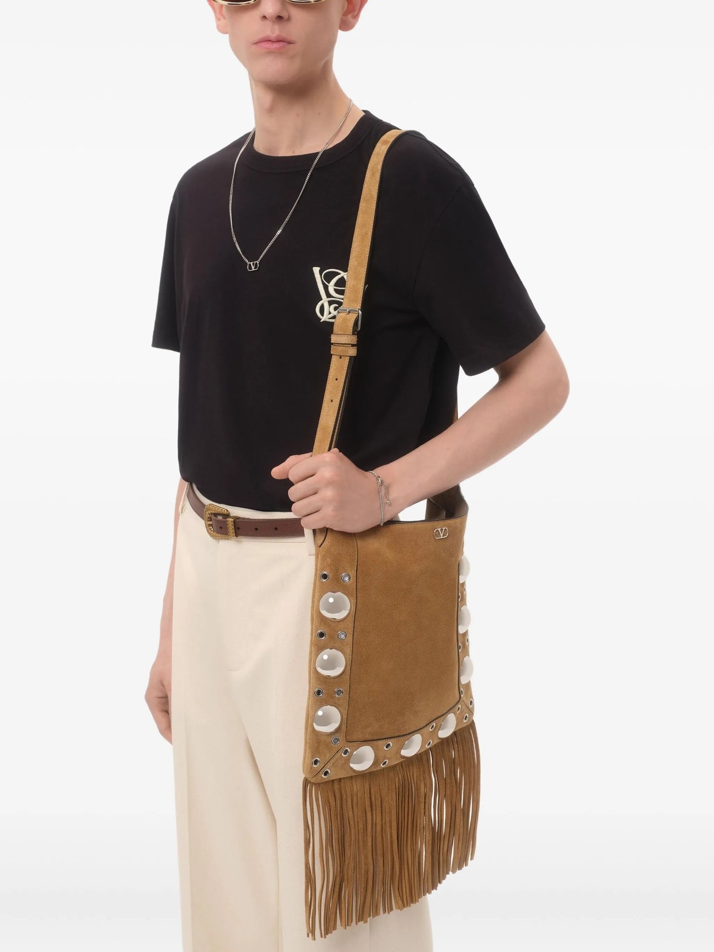 embroidered logo t-shirt