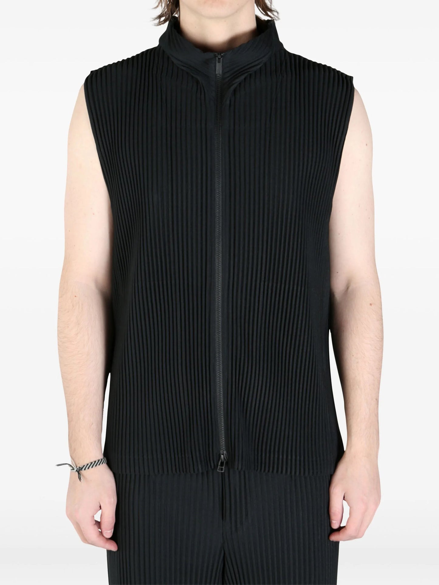 pleated vest