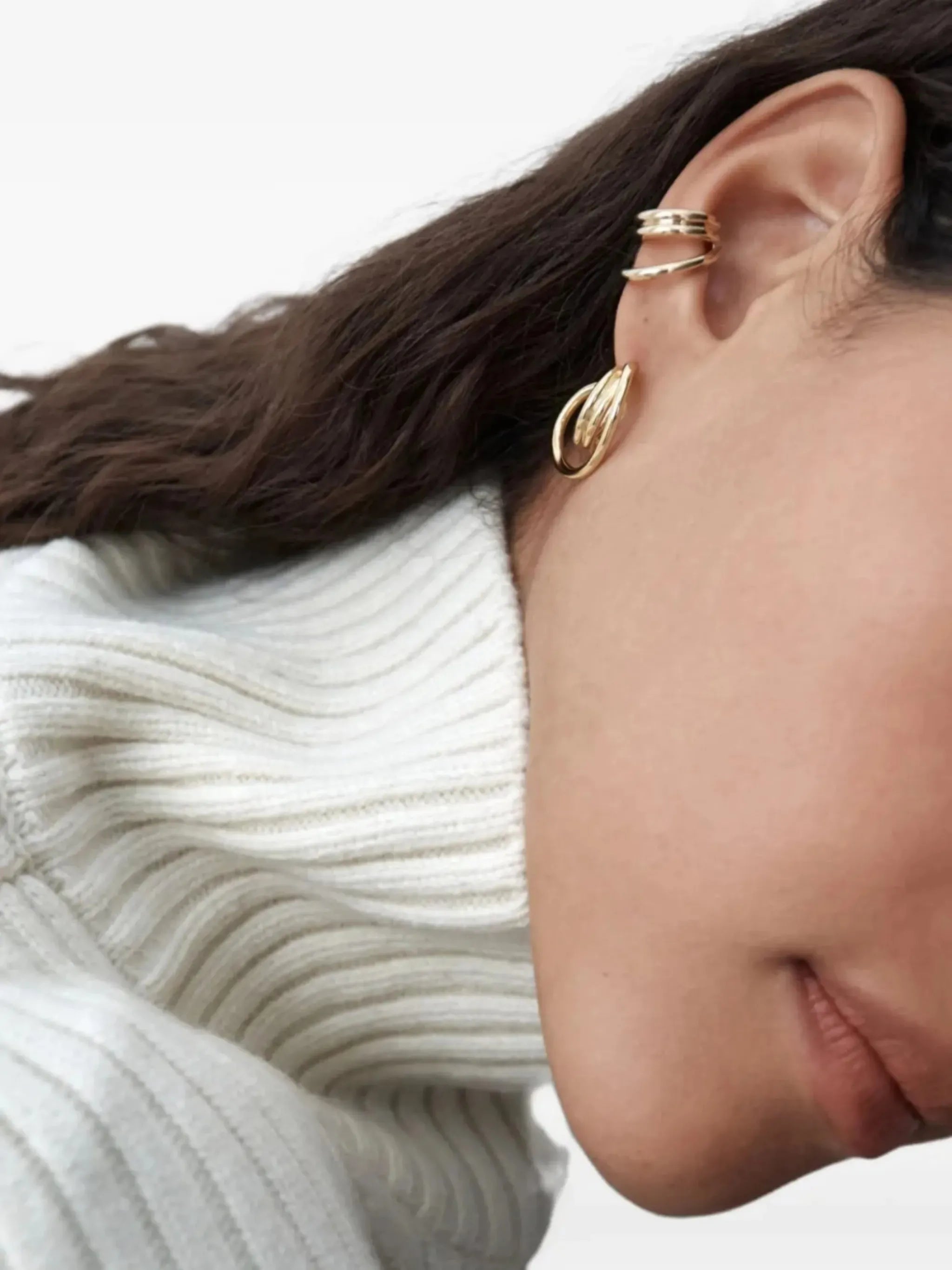 Concero ear cuff in 14kt gold vermeil