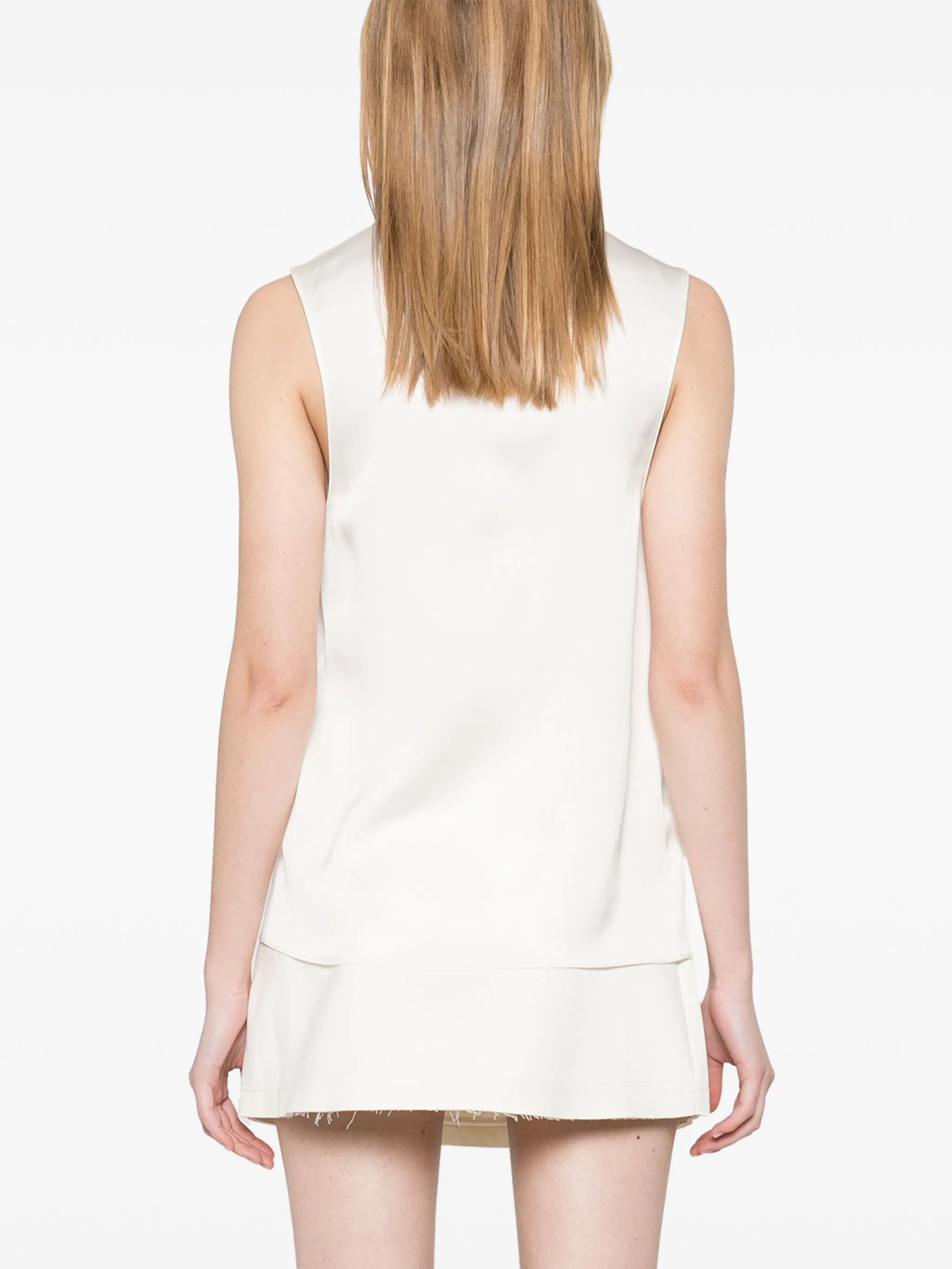 sleeveless top