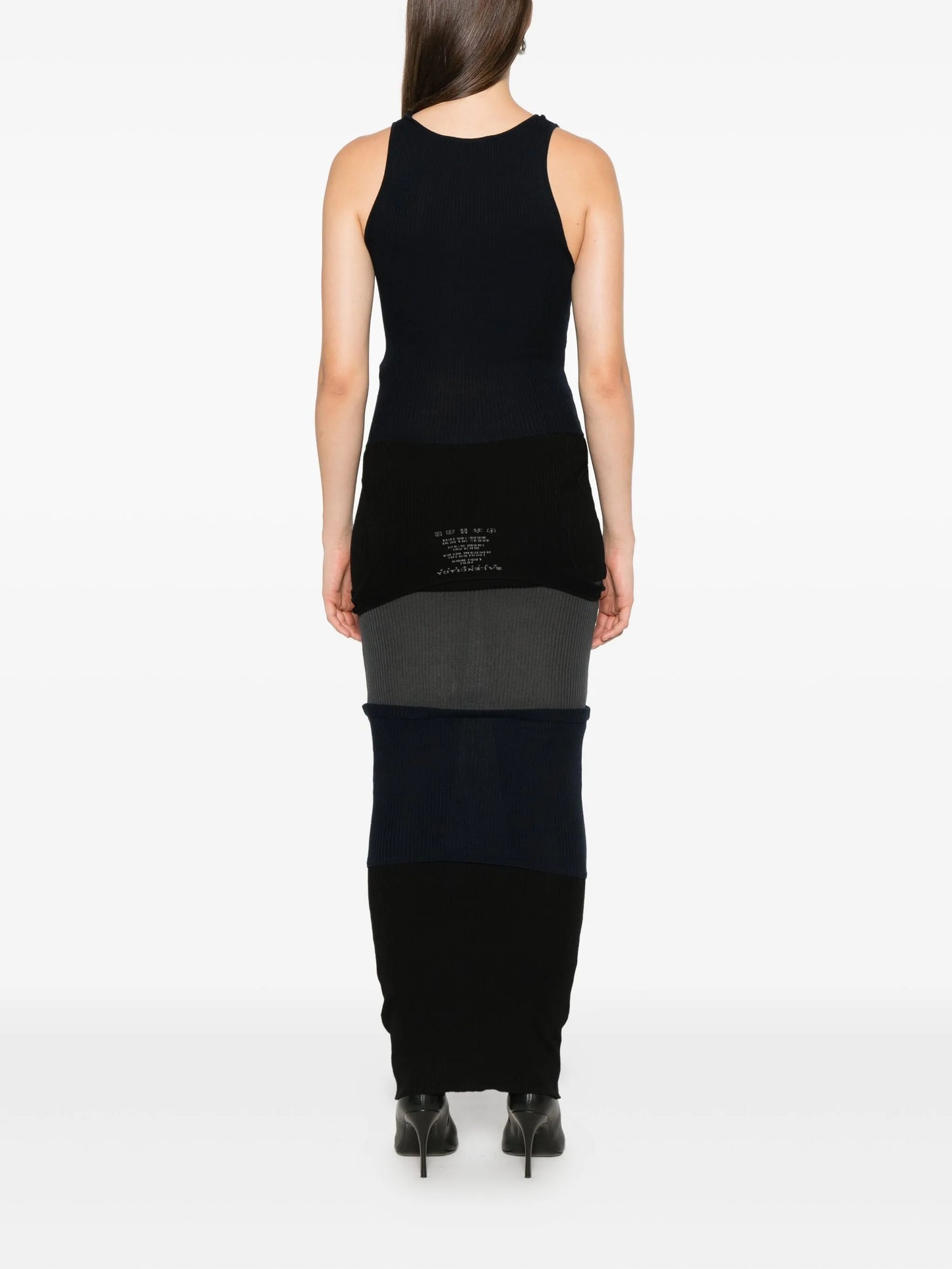 sleeveless maxi dress