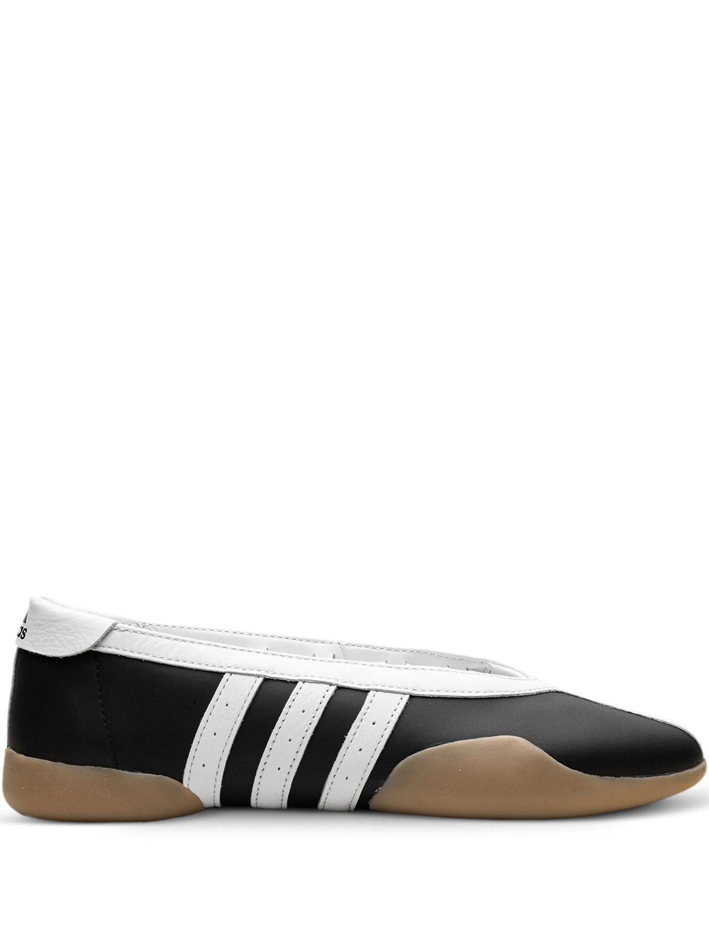 Taekwondo Mei Ballet "Core Black/Cloud White/Gum" sneakers