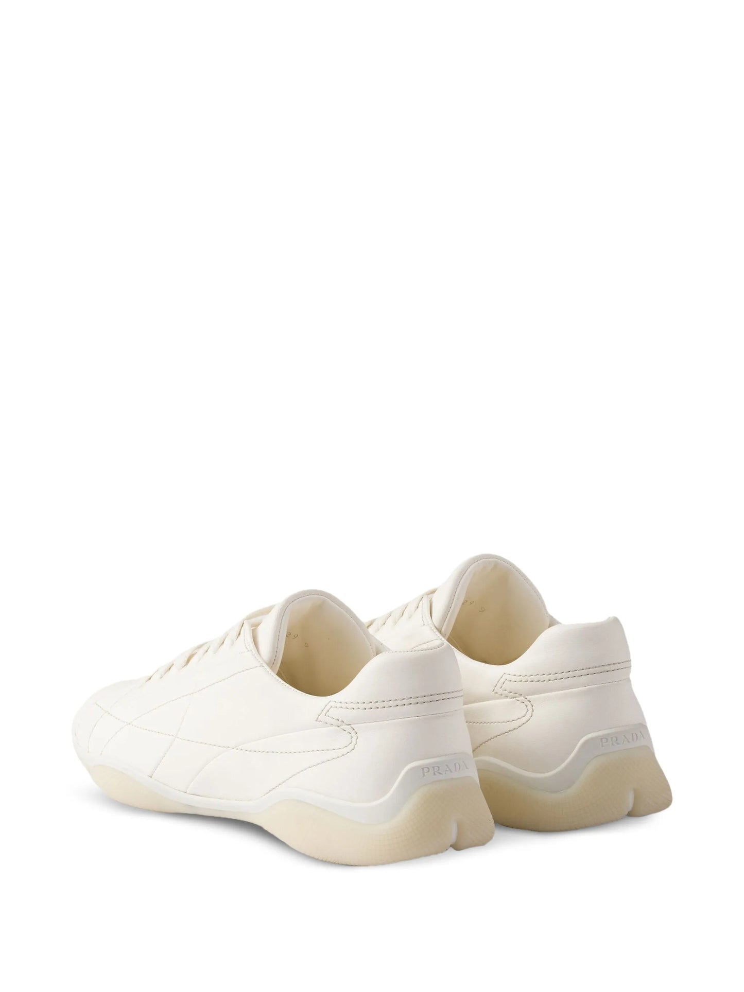 lace-up low-top sneakers