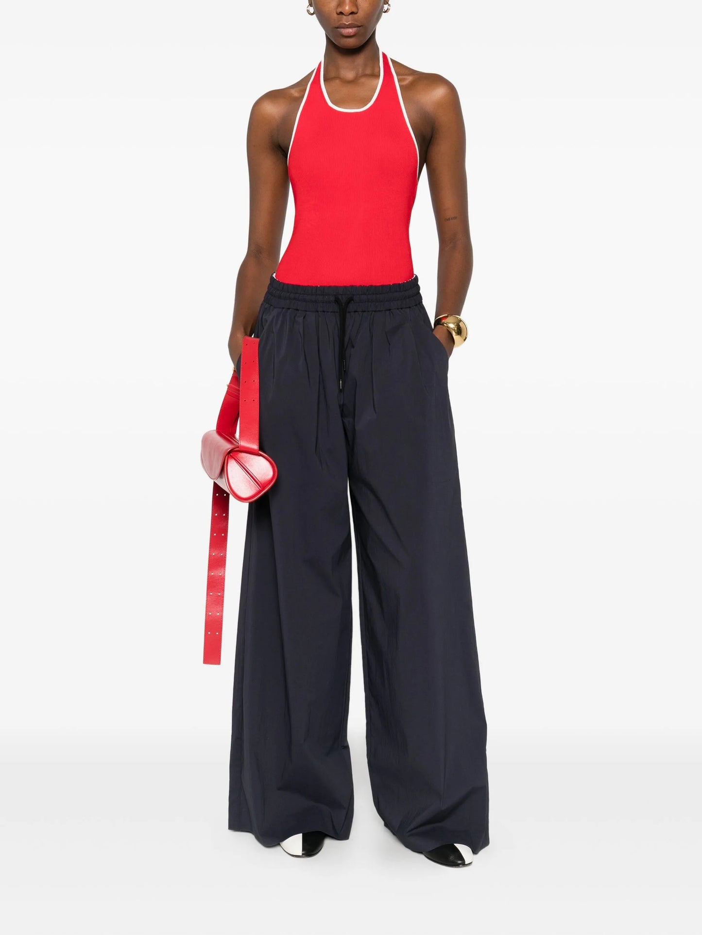 elasticated-waistband trousers