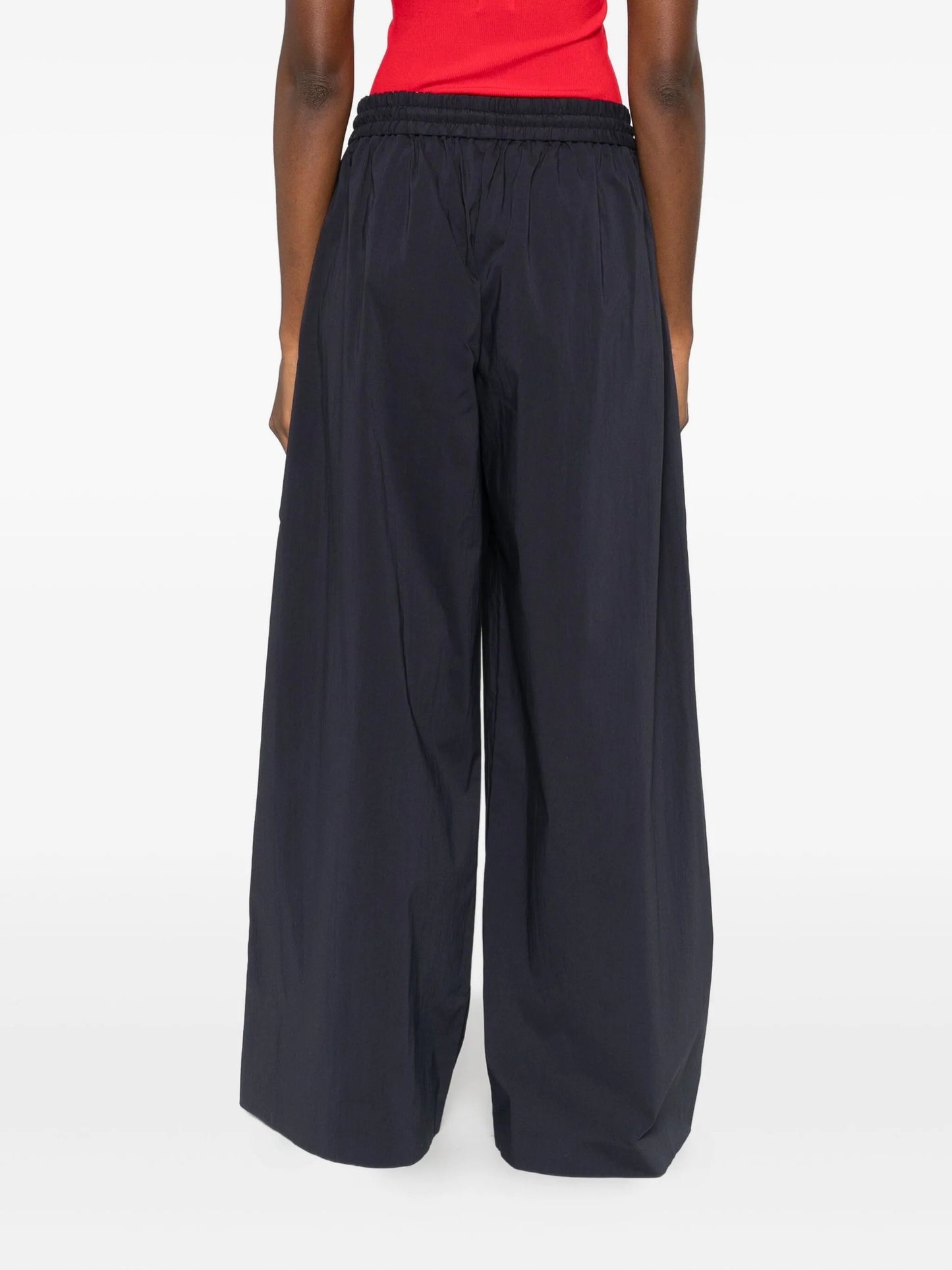 elasticated-waistband trousers