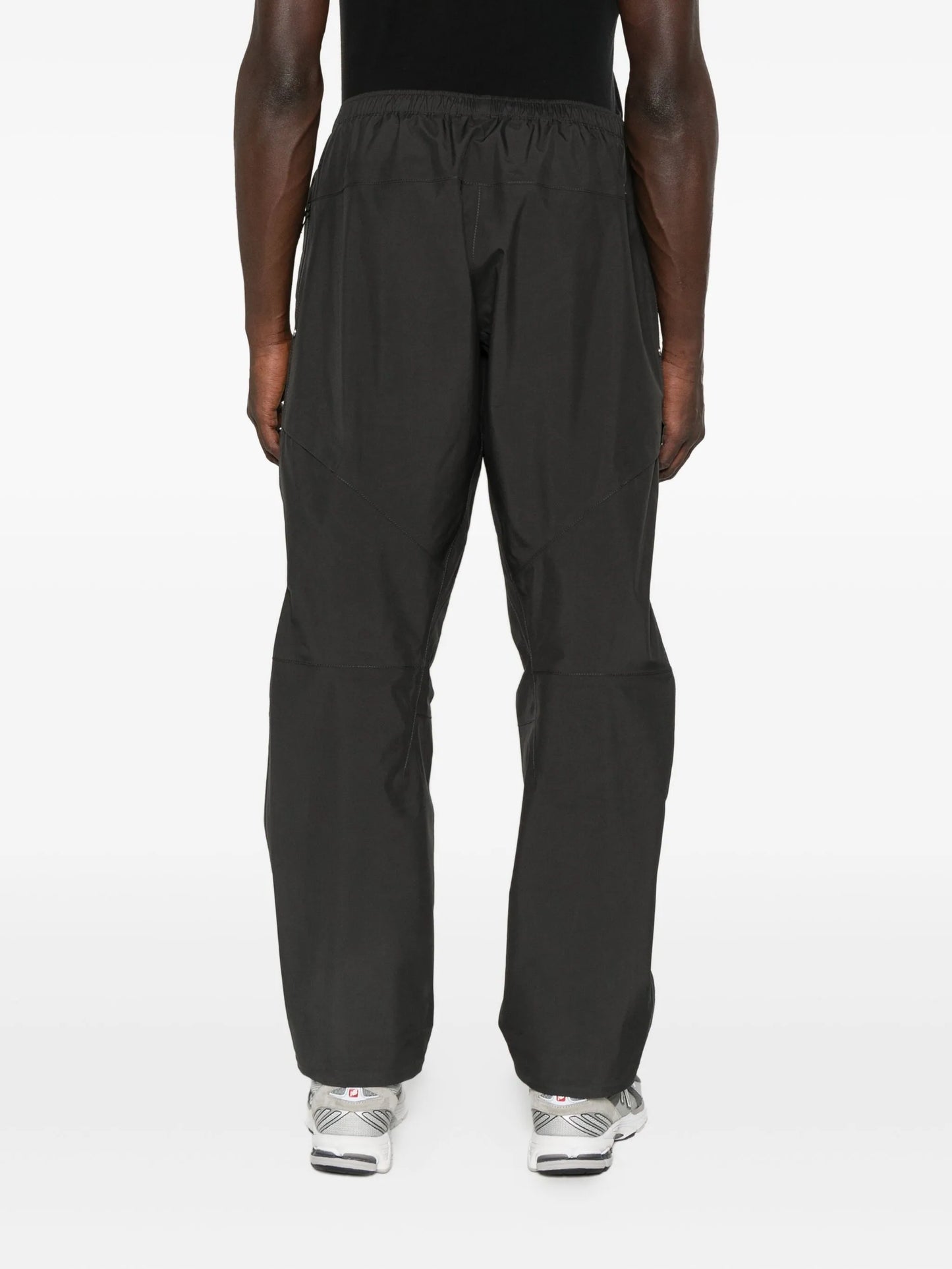 zip-pocket trousers