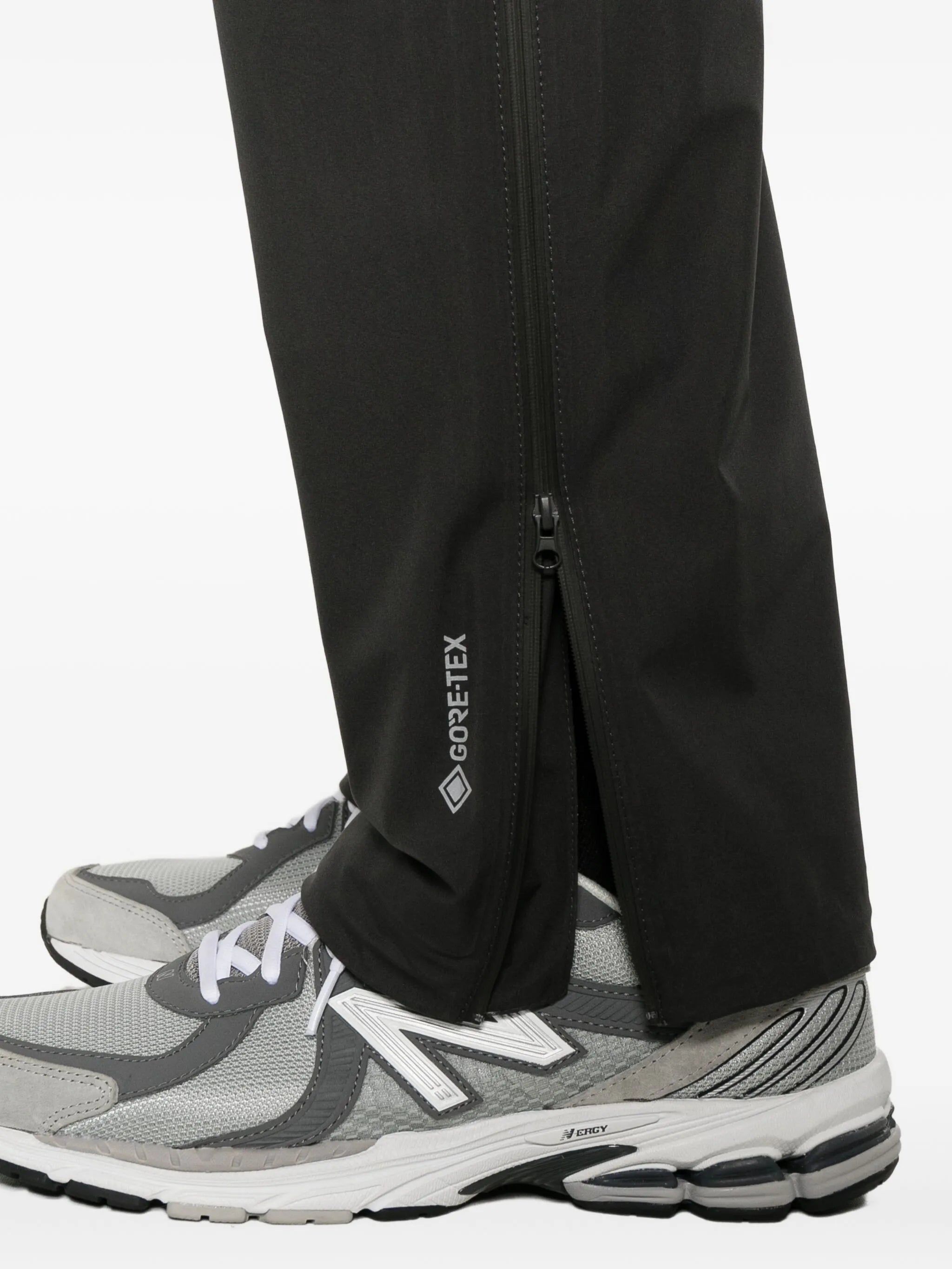 zip-pocket trousers