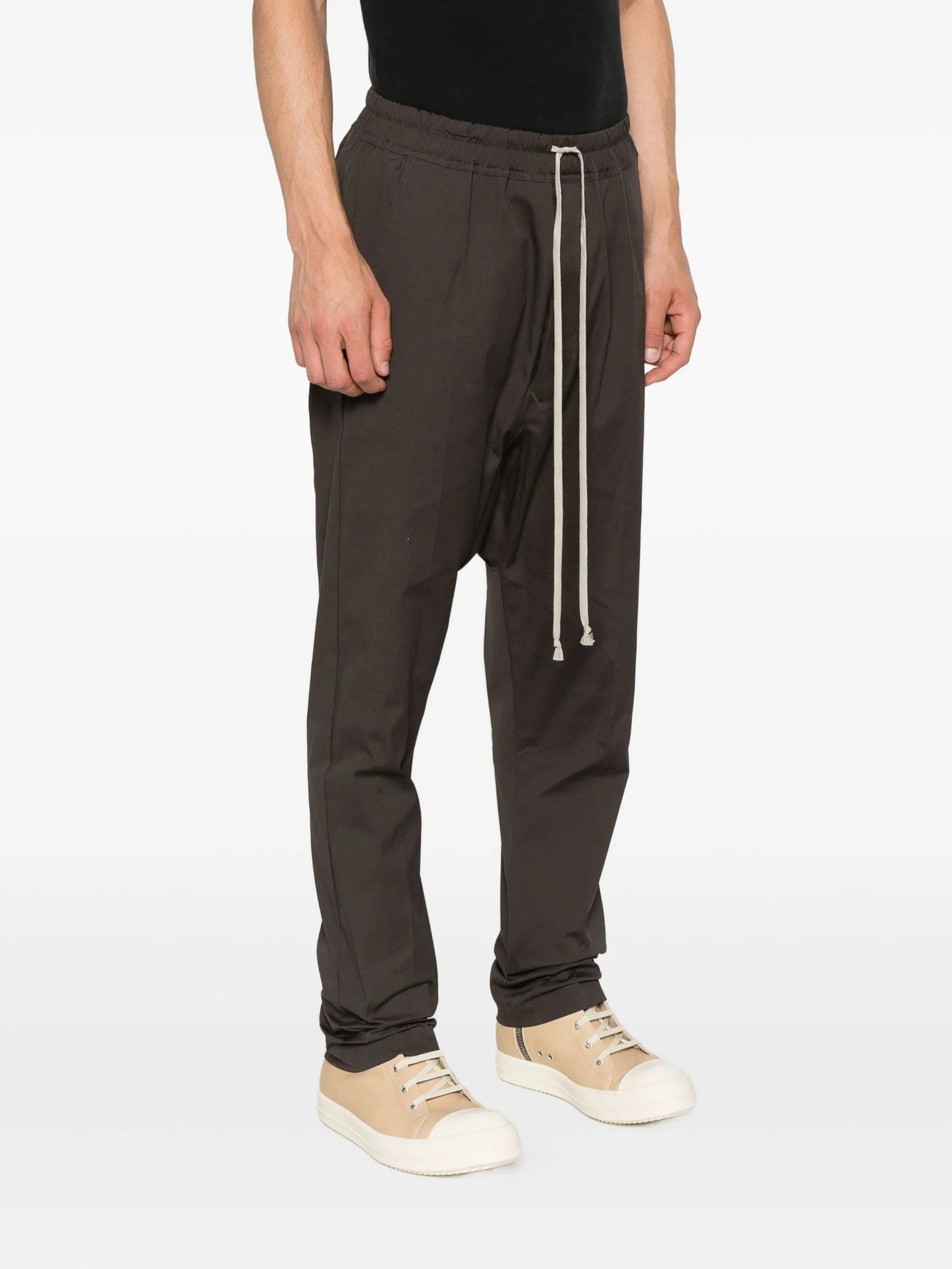 drawstring straight-leg trousers