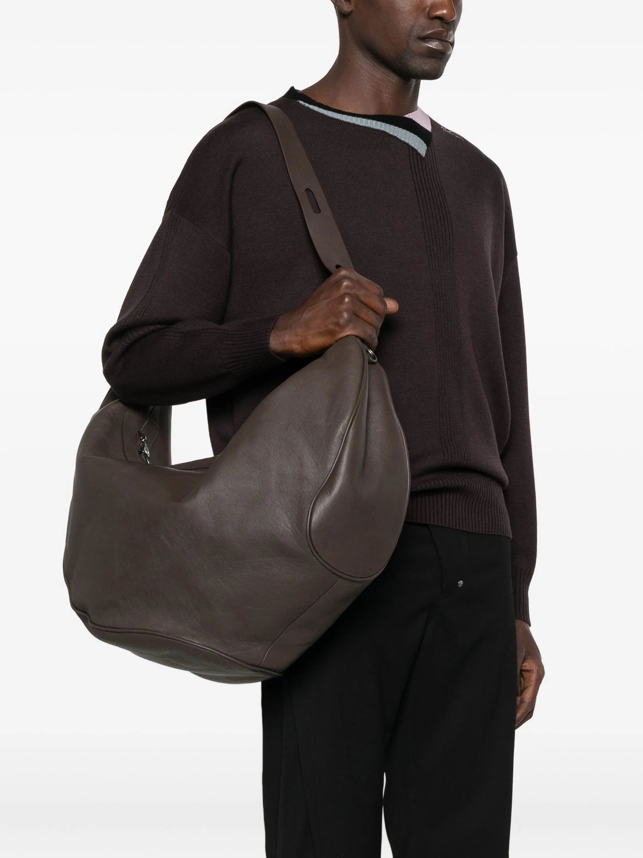 Moravia leather curved shoulder bag