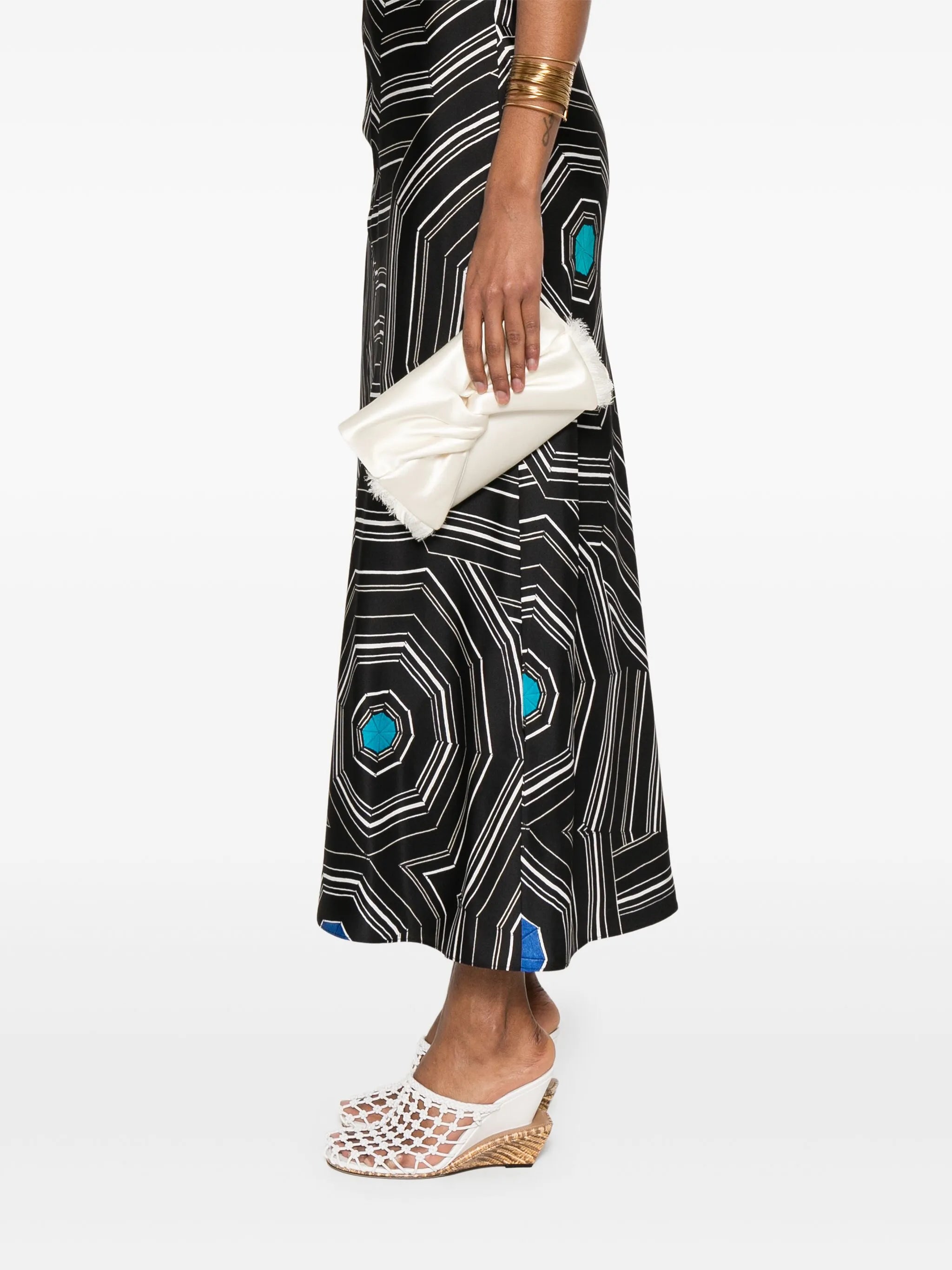 Bow clutch bag