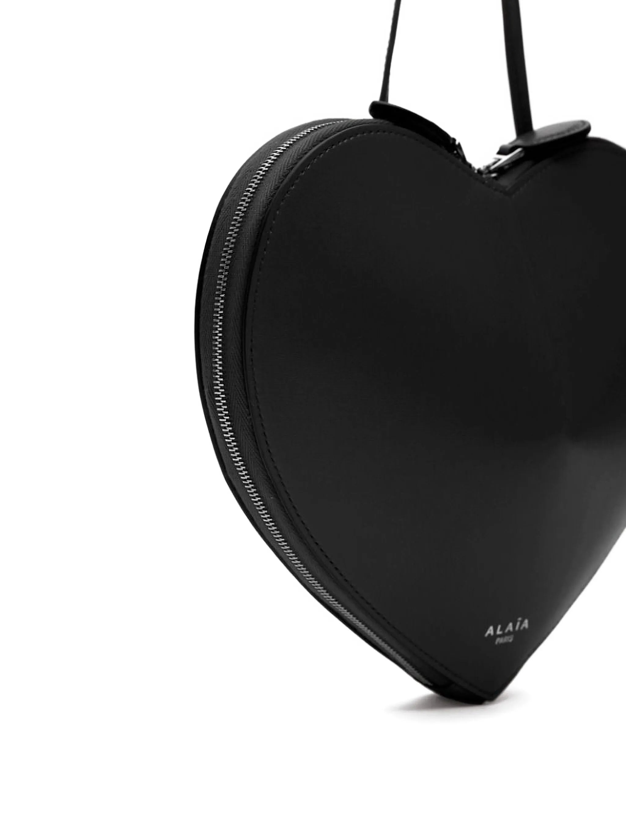 Le Coeur heart shoulder bag