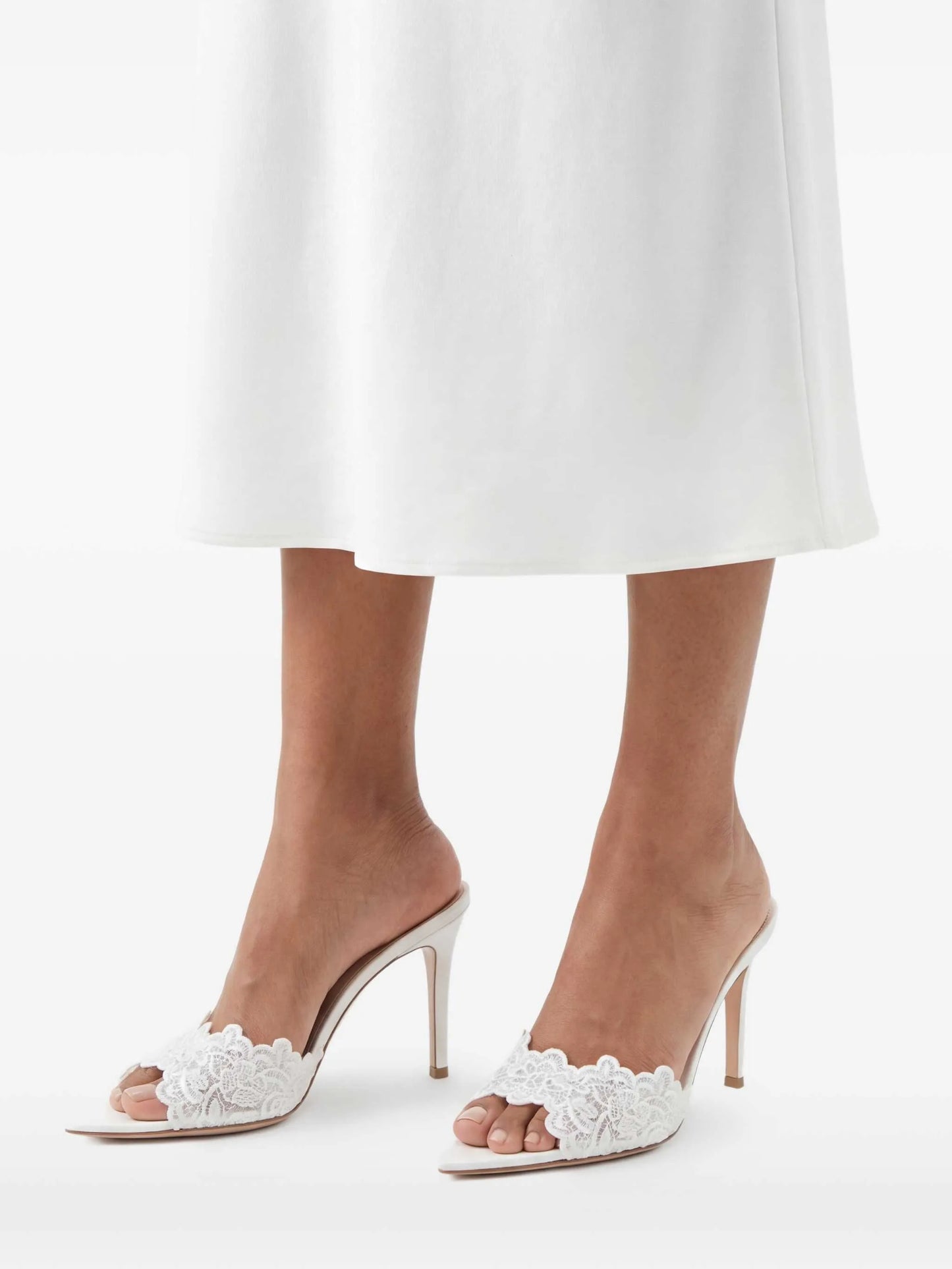 Yvonne mules