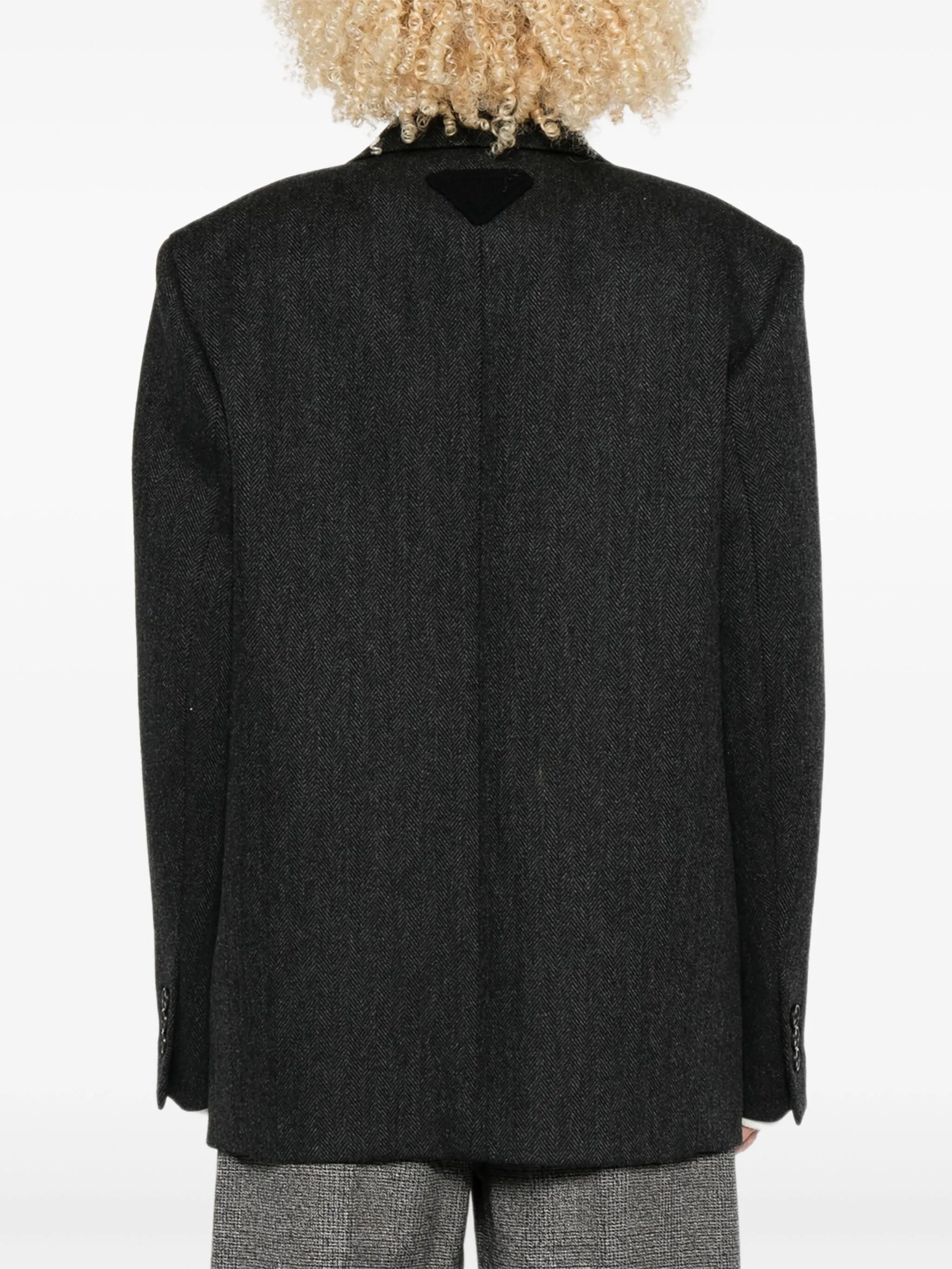 single-breasted blazer