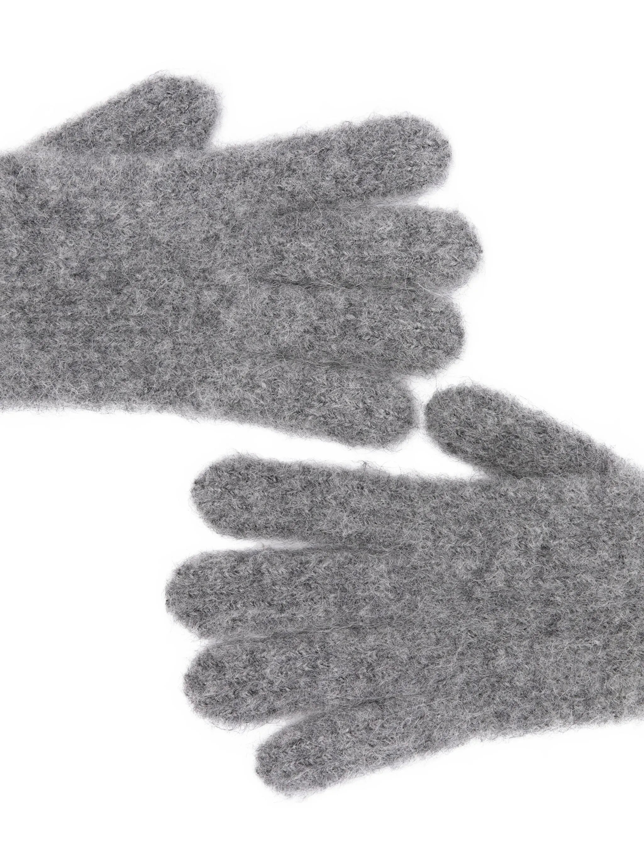 knitted gloves
