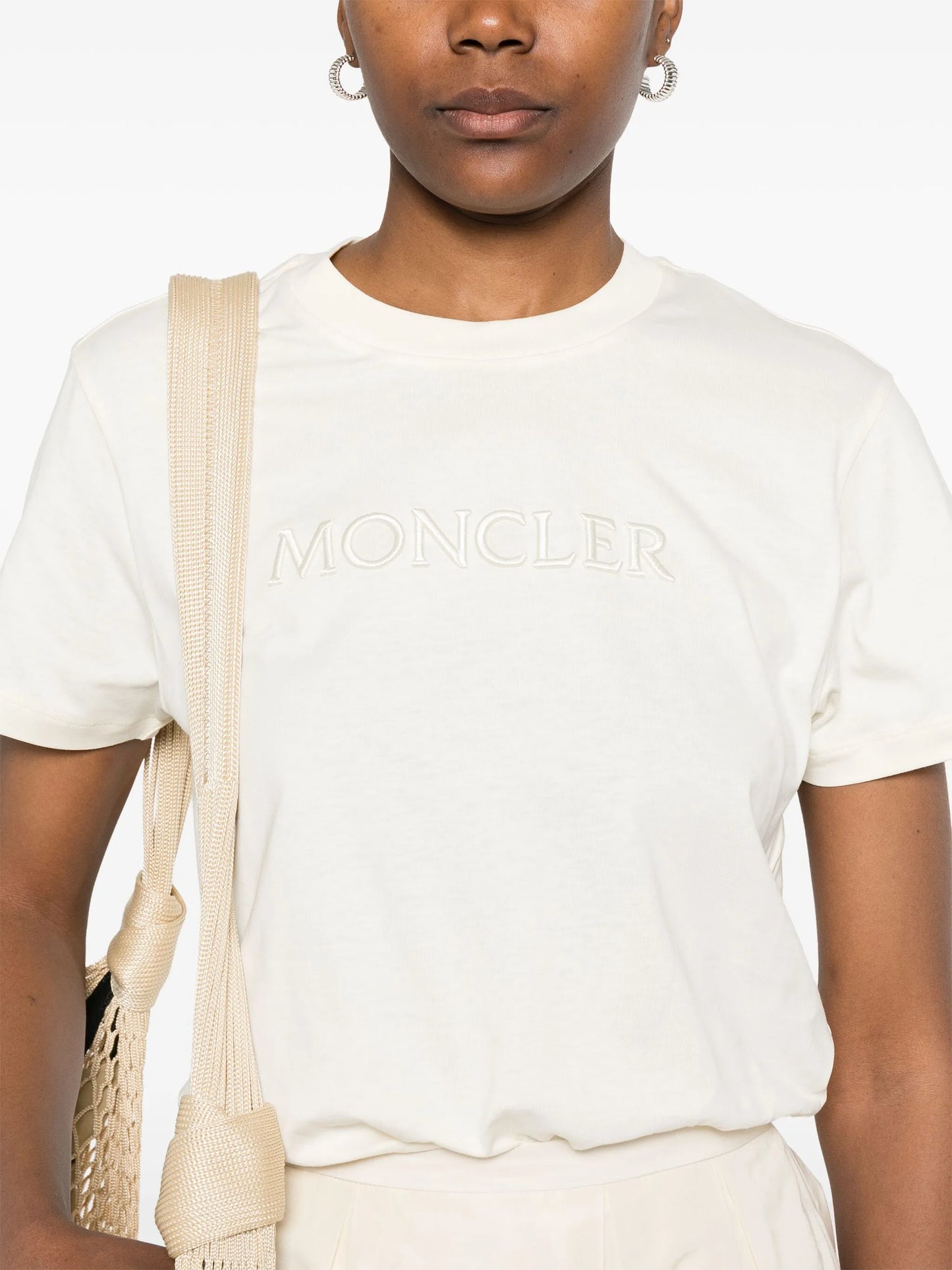 logo-embroidered T-shirt