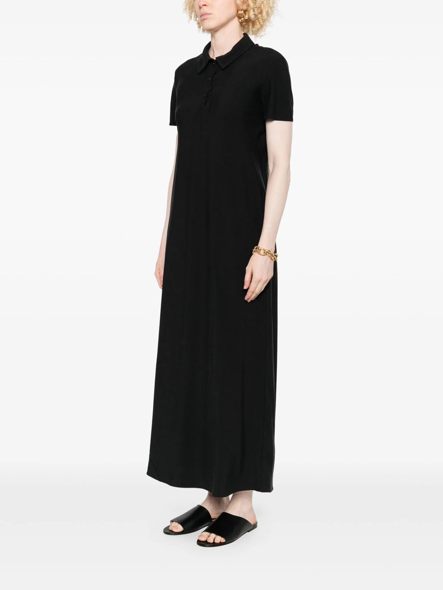 short-sleeved dress