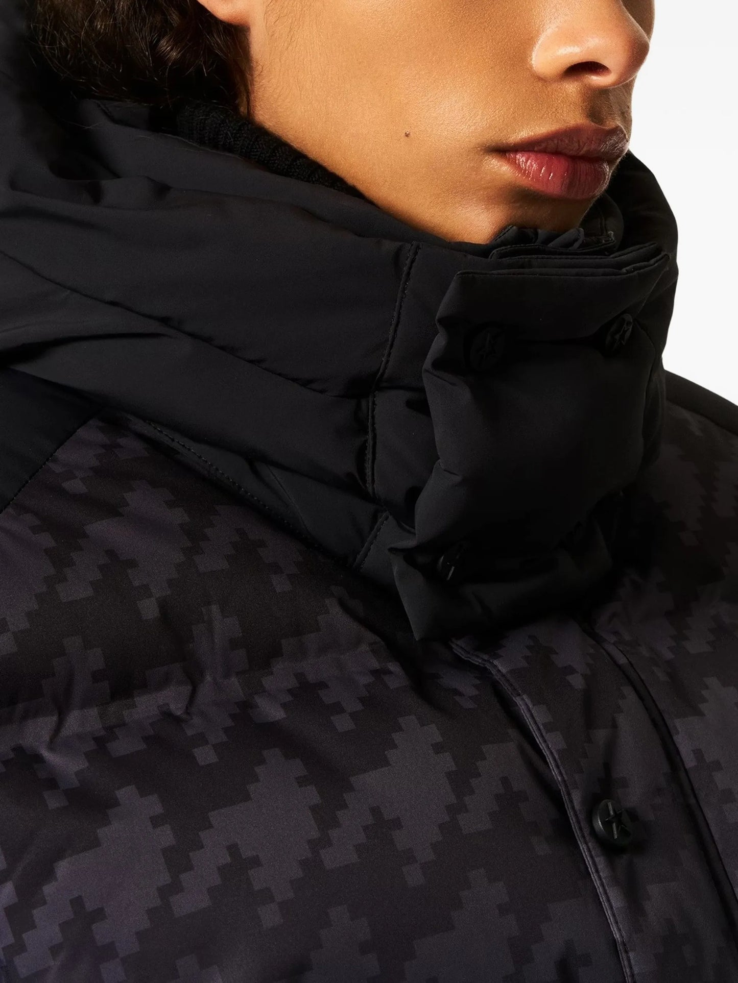 snap-button-fastening ski jacket